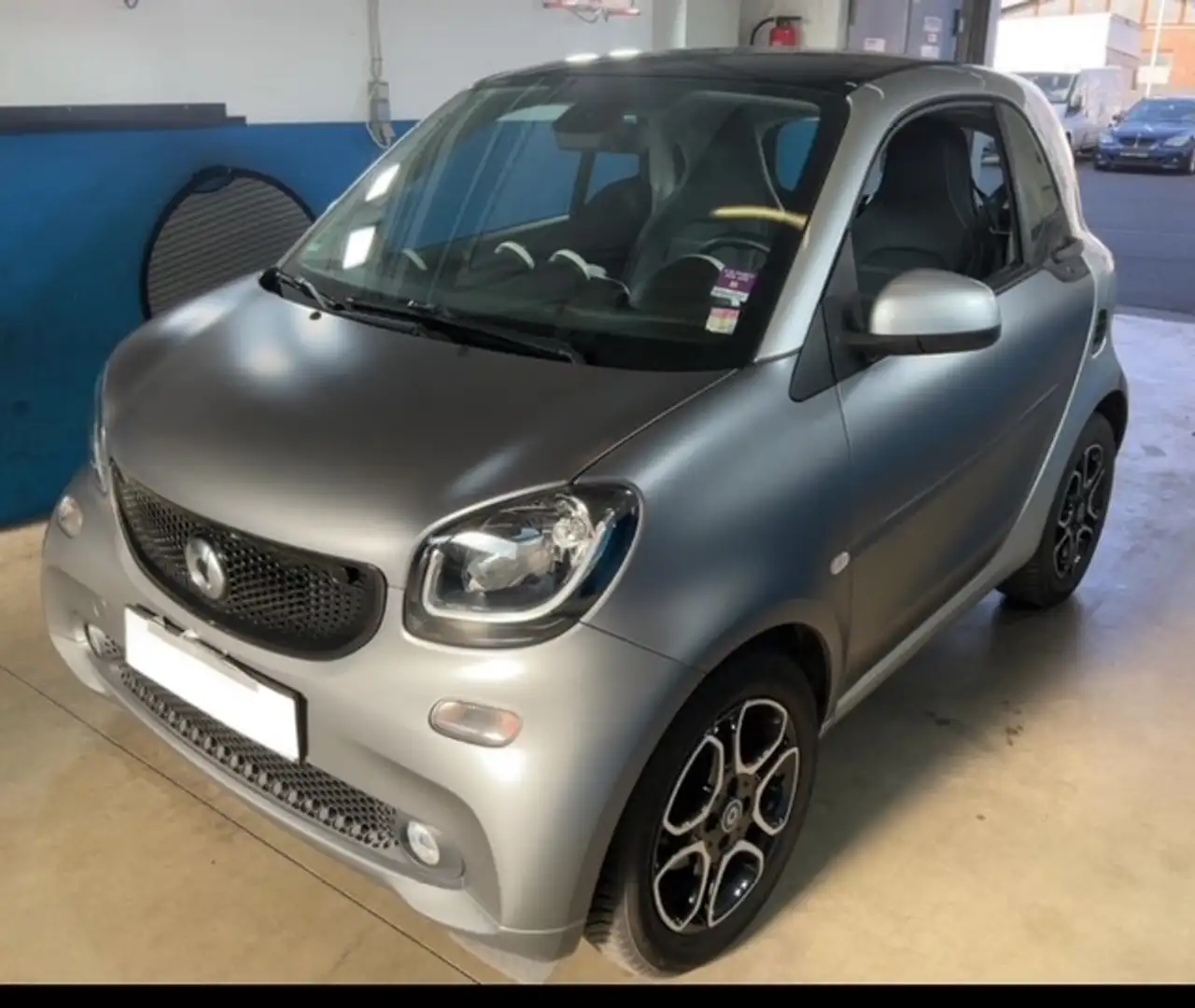smart forTwo Fortwo 1.0 RISERVATA Grau - 1