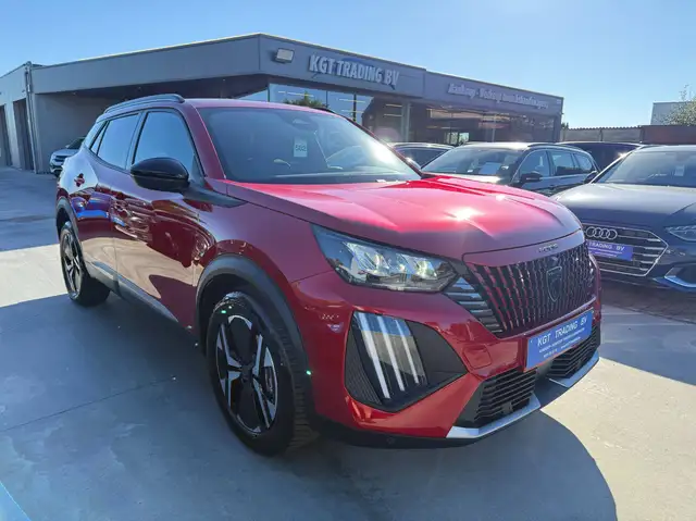 Peugeot 2008 view 3