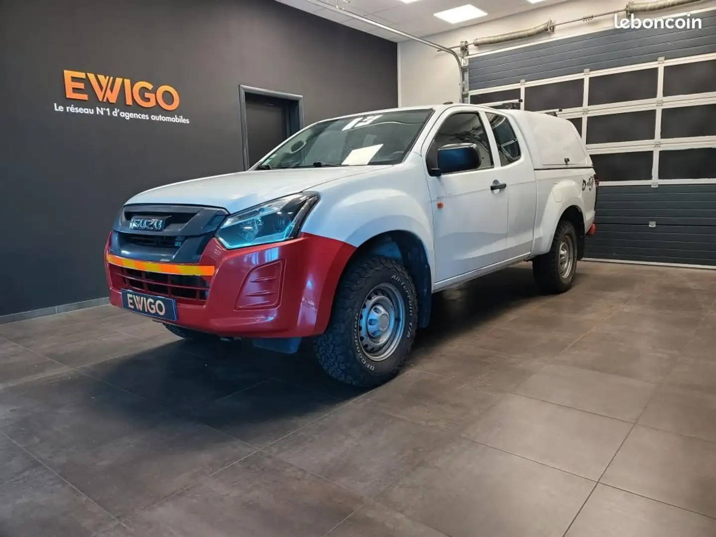 Isuzu D-Max CAB + HARDTOP 1.9 DDI 160 SATELLITE 4WD TVA RECUPE Fehér - 1