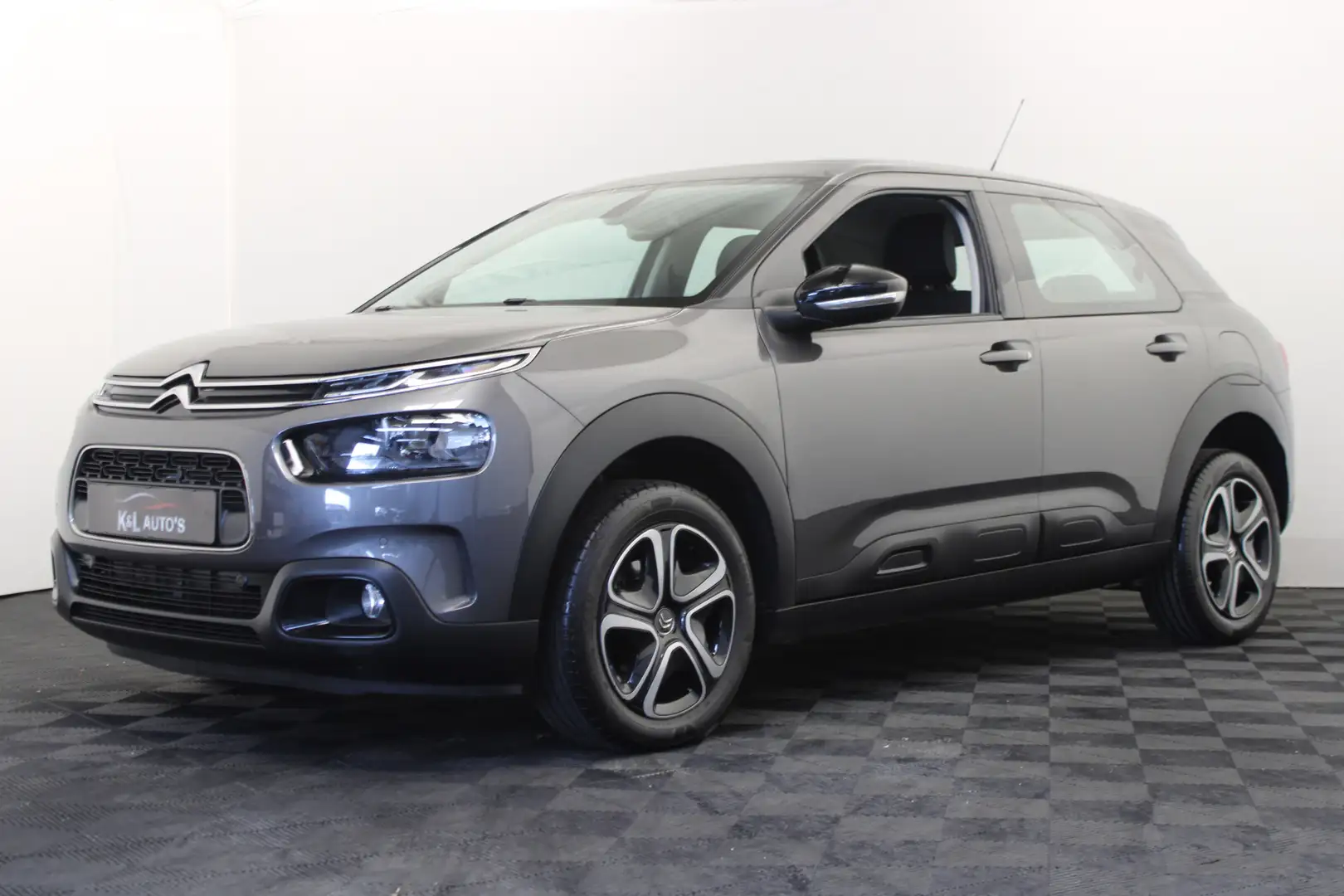Citroen C4 Cactus 1.2 PureTech Feel Grau - 1