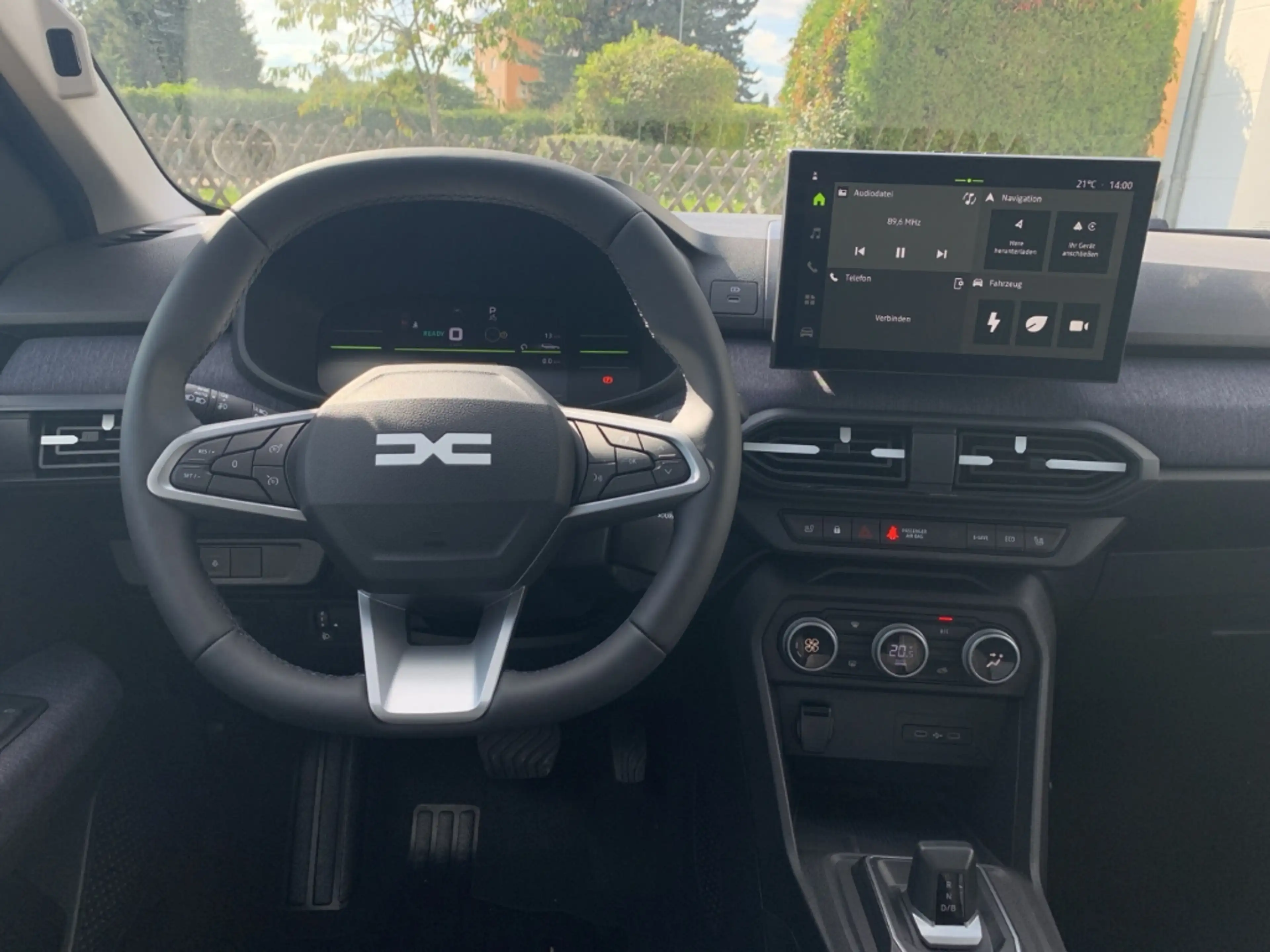 Dacia Jogger JOURNEY HYBRID 155 Journey SHZ+PDC+NAV+KAMERA+LED — photo 15