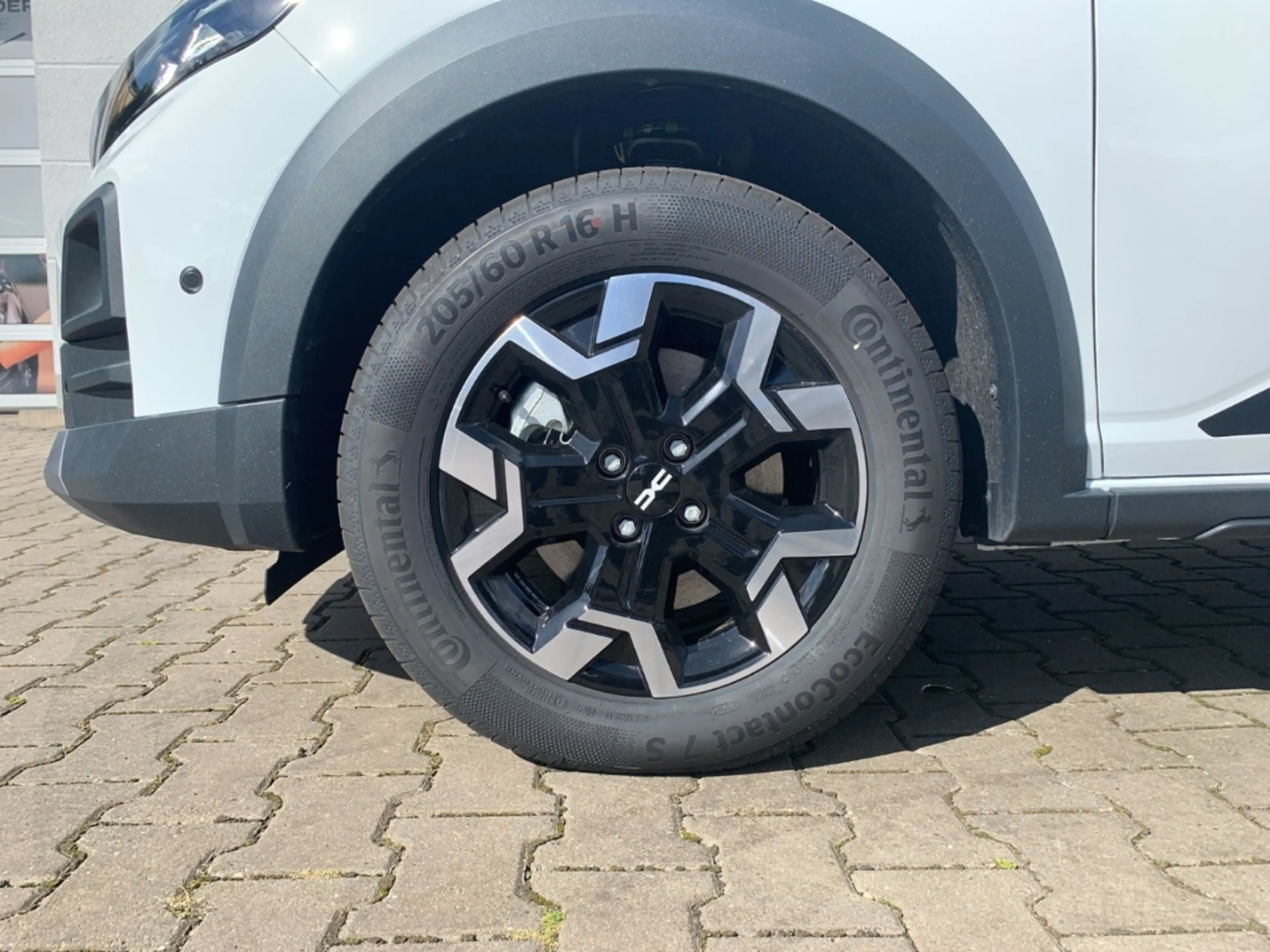 Dacia Jogger JOURNEY HYBRID 155 Journey SHZ+PDC+NAV+KAMERA+LED — photo 13