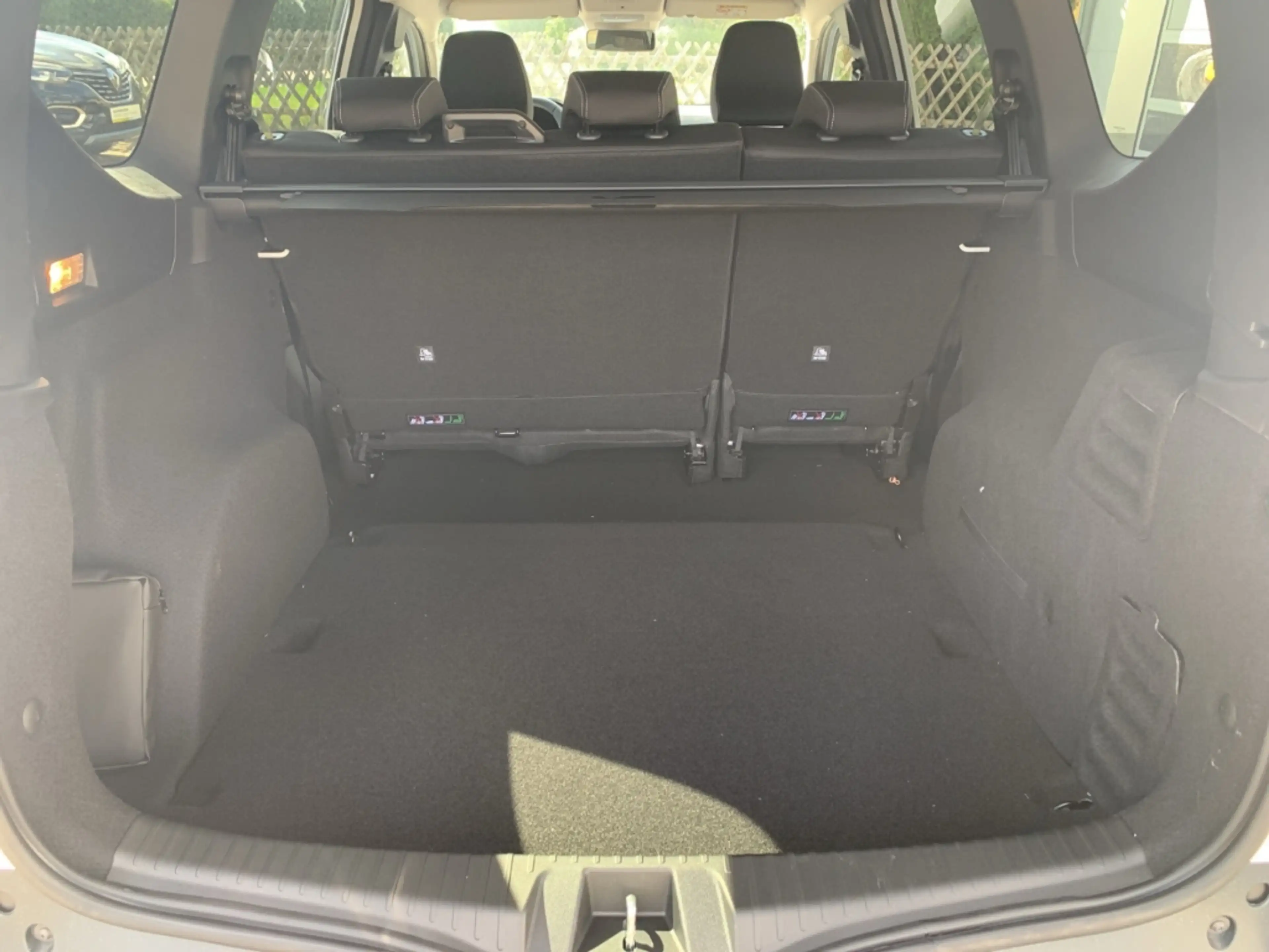 Dacia Jogger JOURNEY HYBRID 155 Journey SHZ+PDC+NAV+KAMERA+LED — photo 12