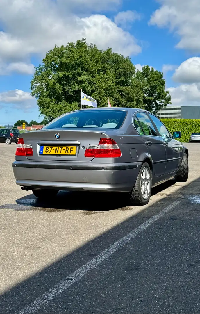 BMW 330 320i Executive Szary - 2
