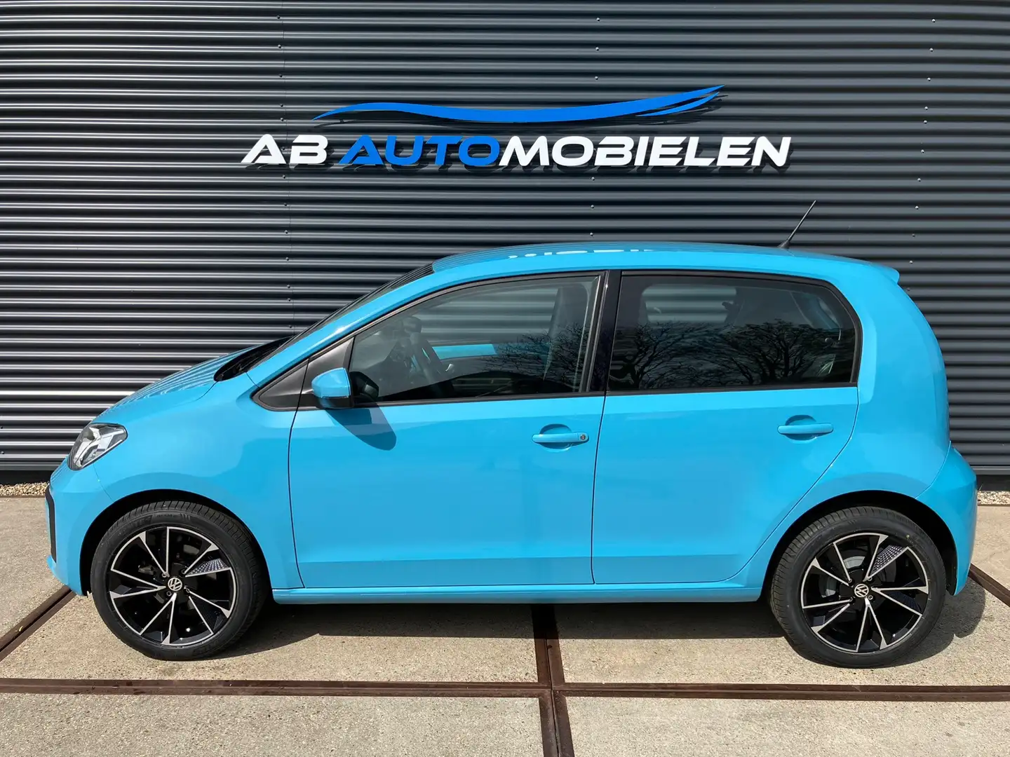 Volkswagen up! 1.0 BMT move up! 5 DEURS/ BLUETOOTH/ LED VERL Blauw - 2