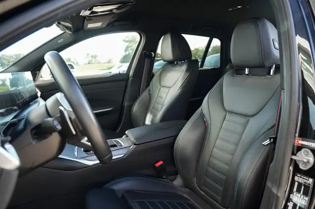 BMW 3 Series view 6