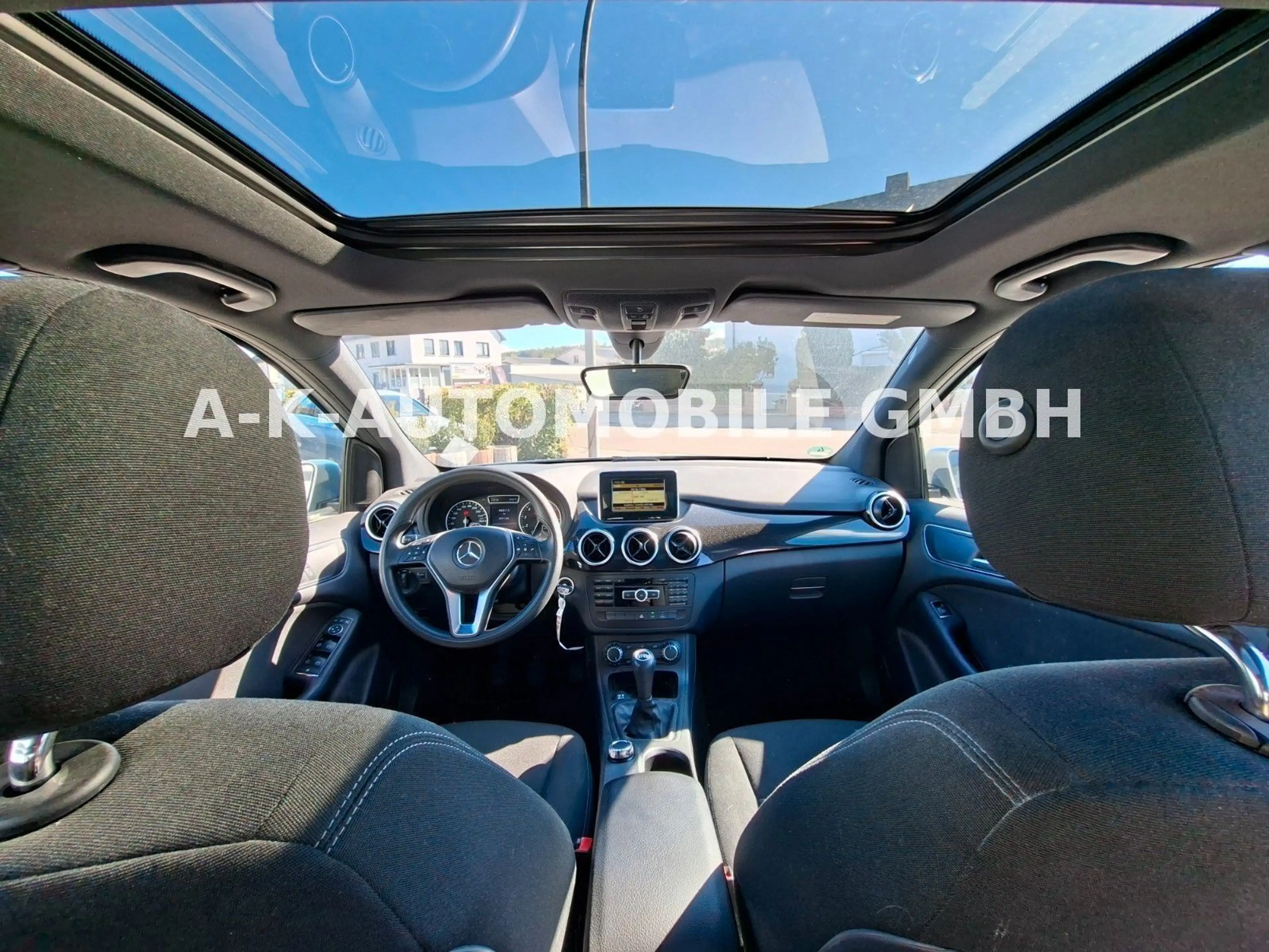 Mercedes-Benz B 200 BlueEfficiency 1-HAND — photo 5
