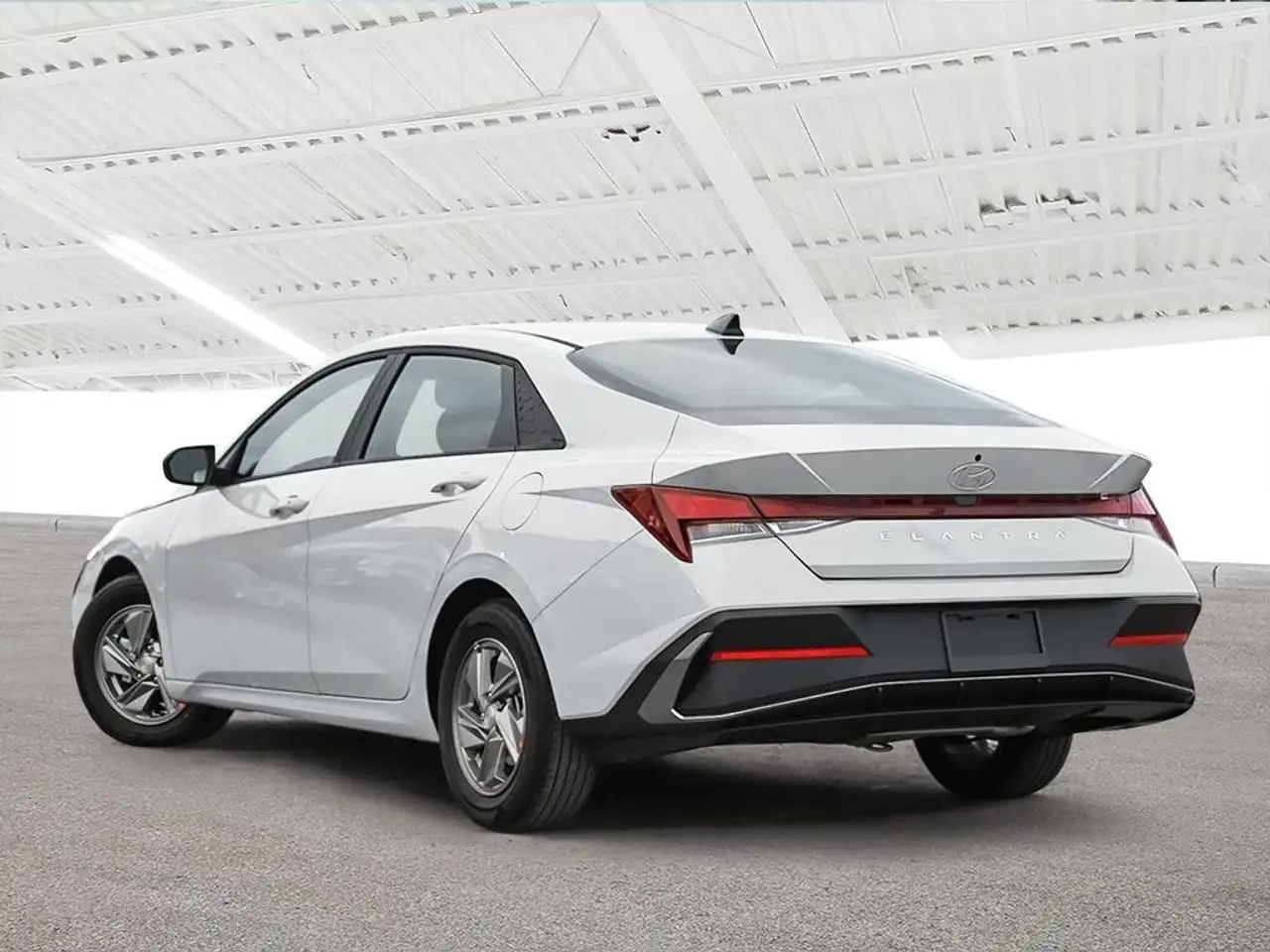 Hyundai ELANTRA снимка Hyundai ELANTRA
