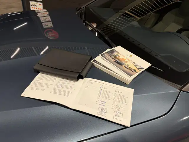 Porsche Cayenne view 15