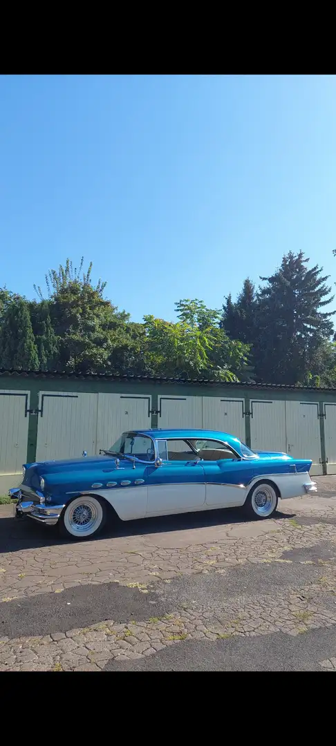 Buick Roadmaster 4 door Hardtop Azul - 1
