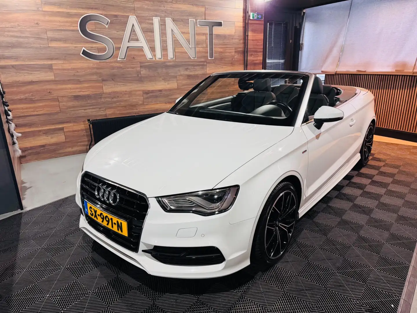 Audi A3 Cabriolet 1.4 TFSI CoD Ambition Pro Line S Wit - 2