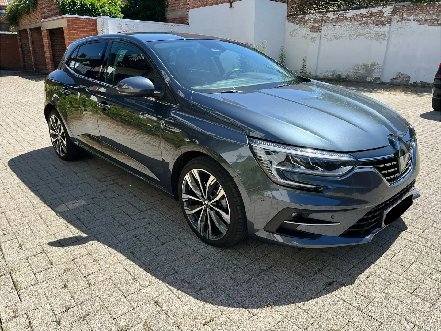Renault Megane E-Tech Plug-in Hybrid Grijs - 1