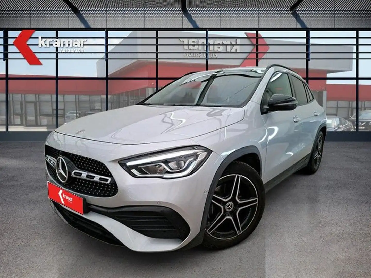 Mercedes-Benz GLA 200 d DCT 8G-Tronic NIGHT AMG Line Kamera Argent - 1