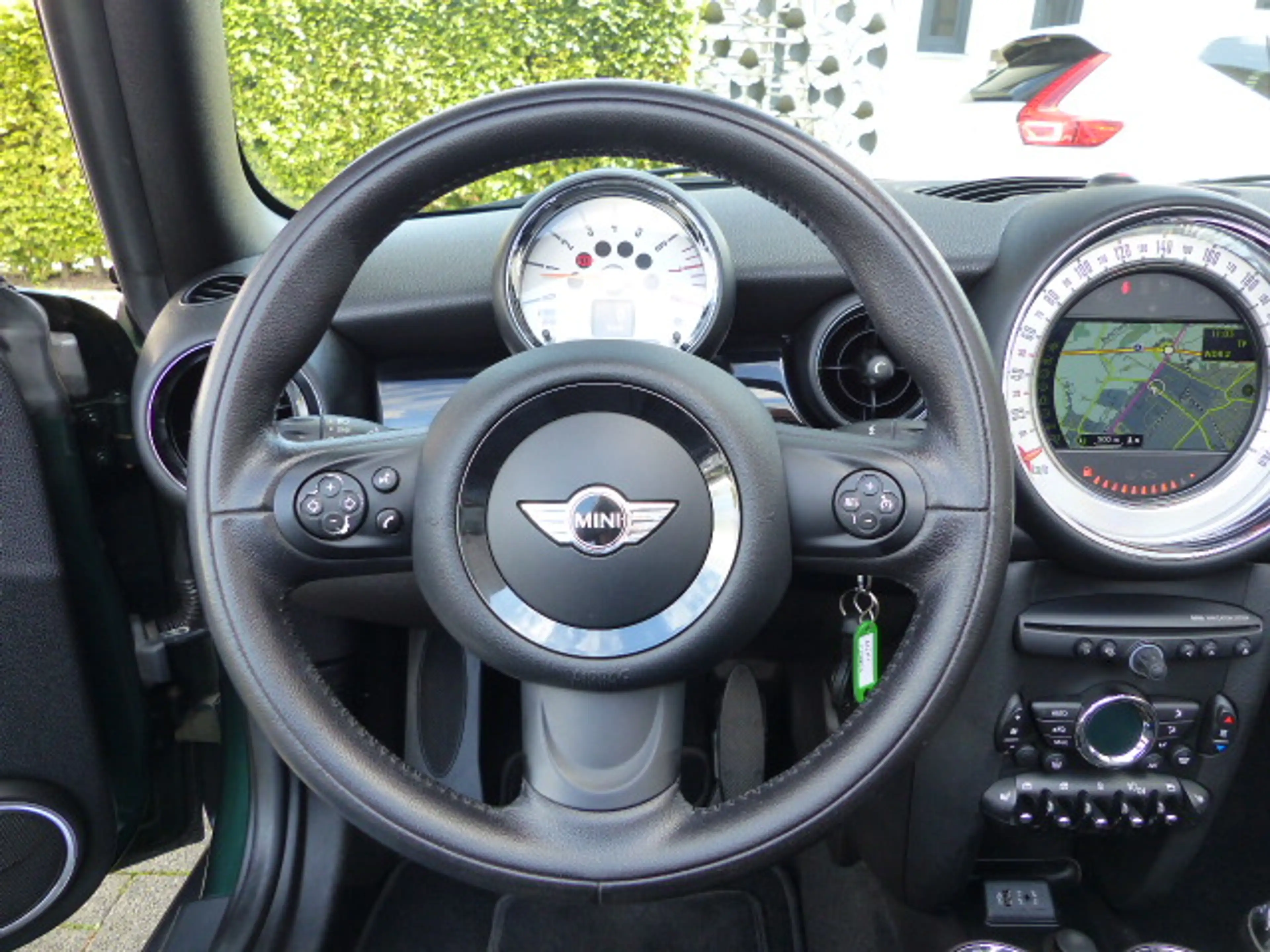 MINI One Cabrio 1.6 EU6*Bi-XENON*NAVI*CHILI*KLIMAAUT.*SHZ*ALLWETTER* — photo 10