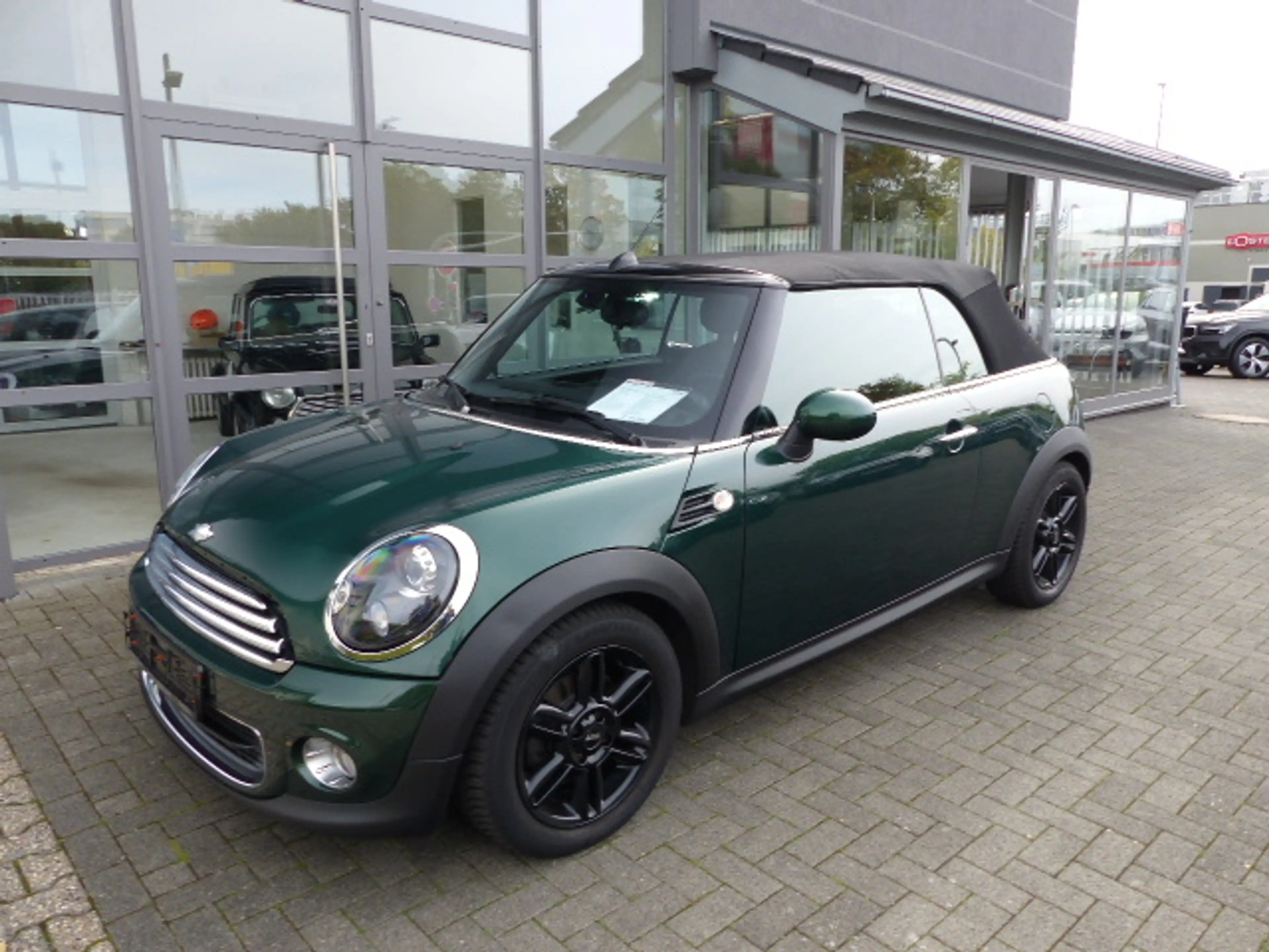 MINI One Cabrio 1.6 EU6*Bi-XENON*NAVI*CHILI*KLIMAAUT.*SHZ*ALLWETTER* — photo 4