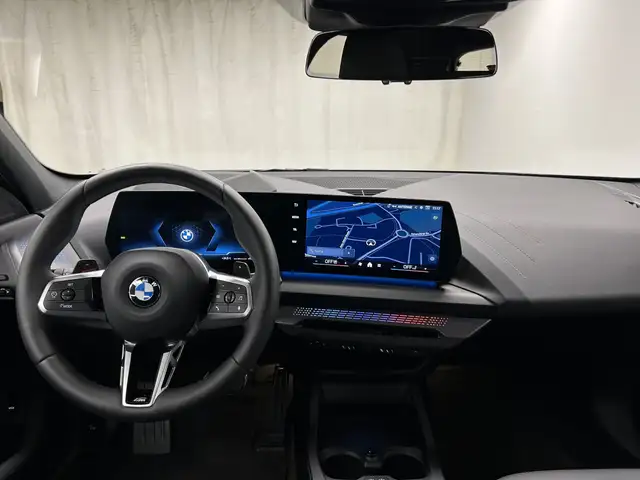 BMW 1 Series view 5
