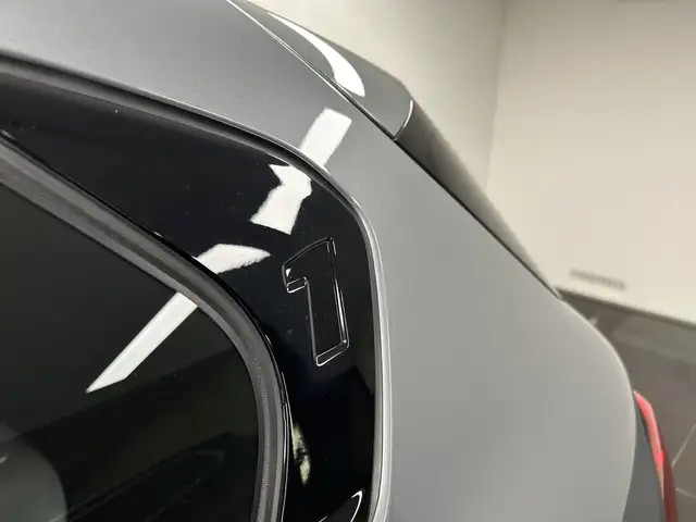 BMW 1 Series view 12