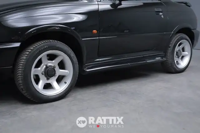 Suzuki X-90 view 4