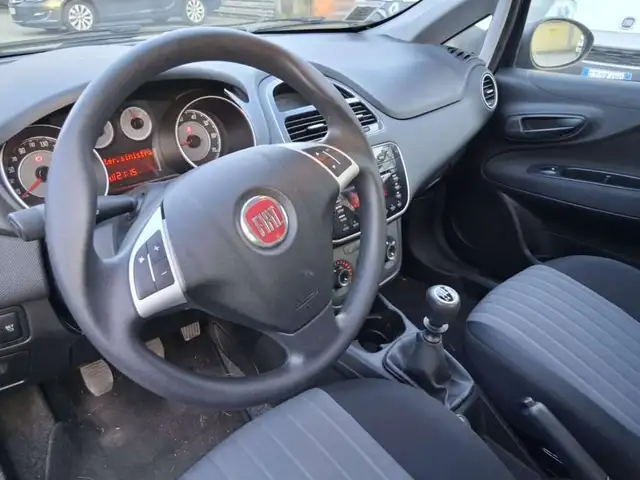 Fiat Punto view 10