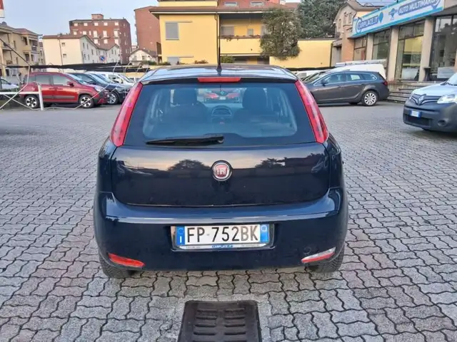 Fiat Punto view 4