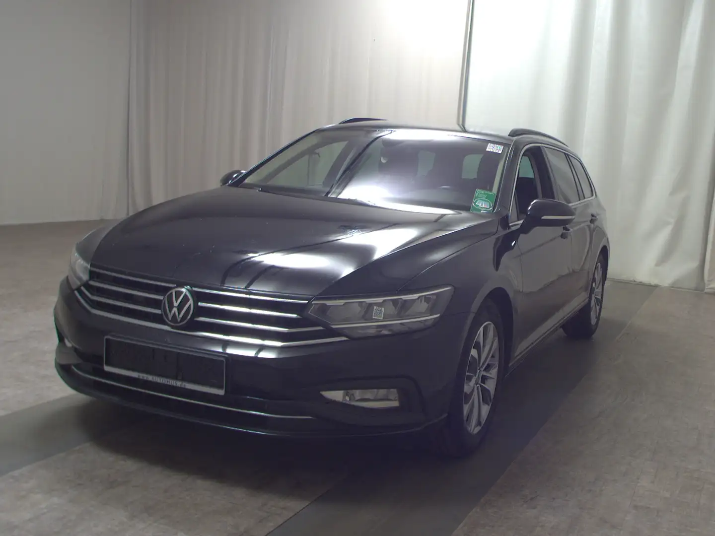 Volkswagen Passat Var. 2.0 TDI Business Navi LED ACC RFK Noir - 2