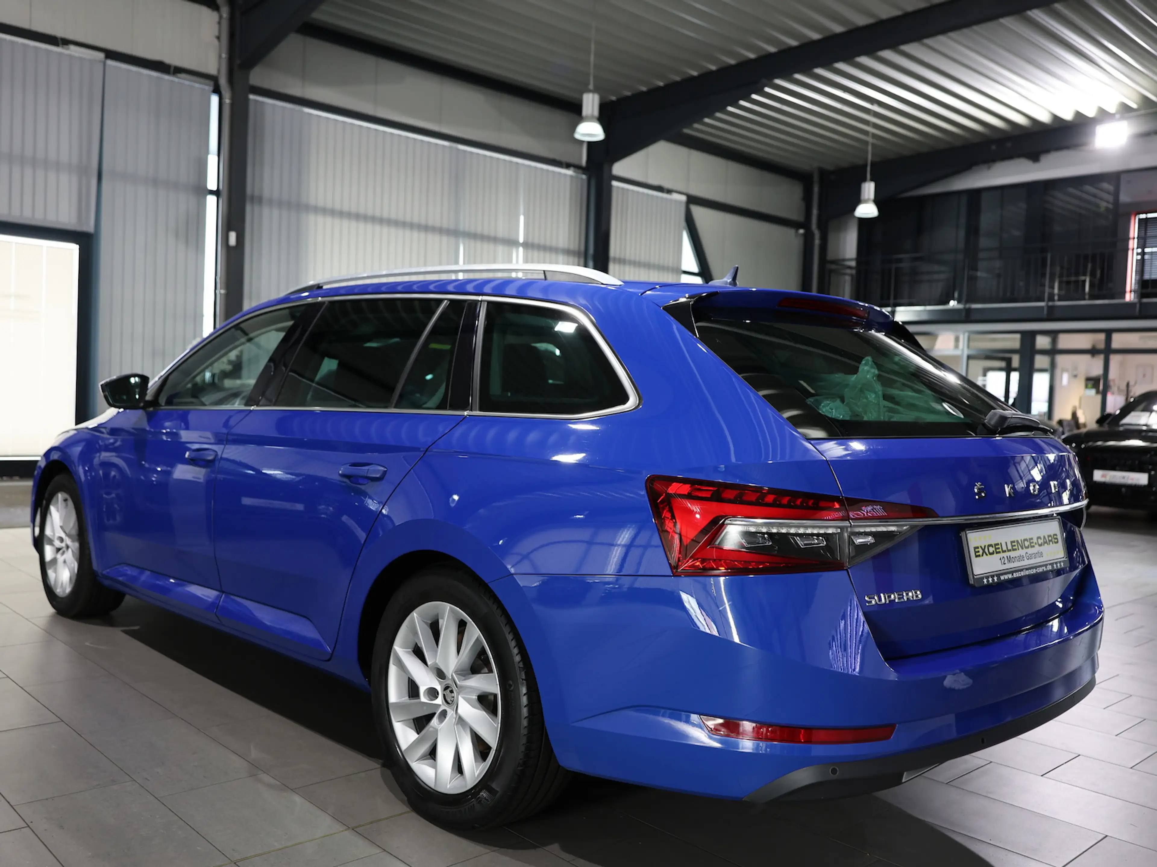 Skoda Superb Combi 2.0 TDI DSG STYLE ENERGY / PANORAMA — photo 9