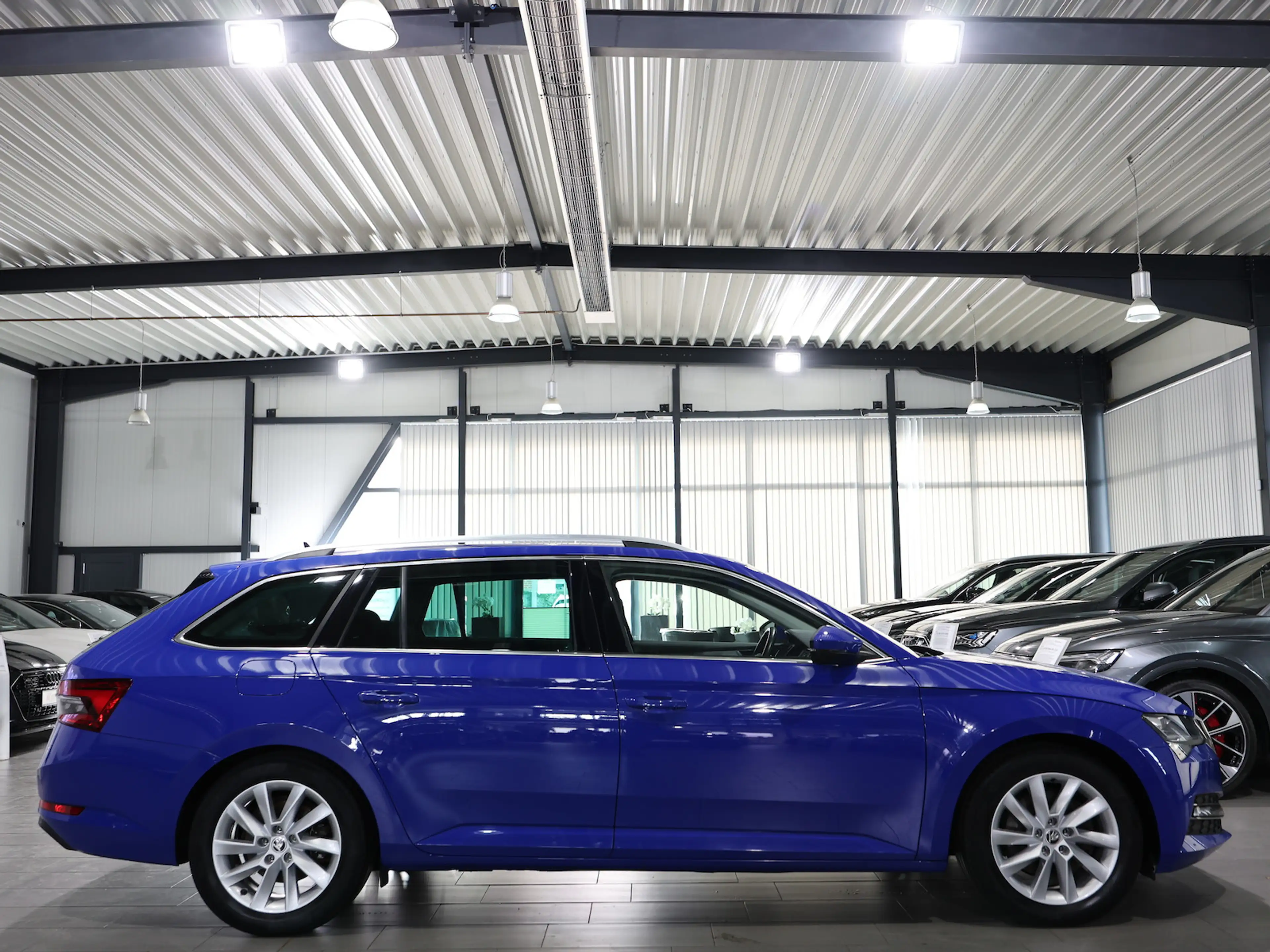 Skoda Superb Combi 2.0 TDI DSG STYLE ENERGY / PANORAMA — photo 8