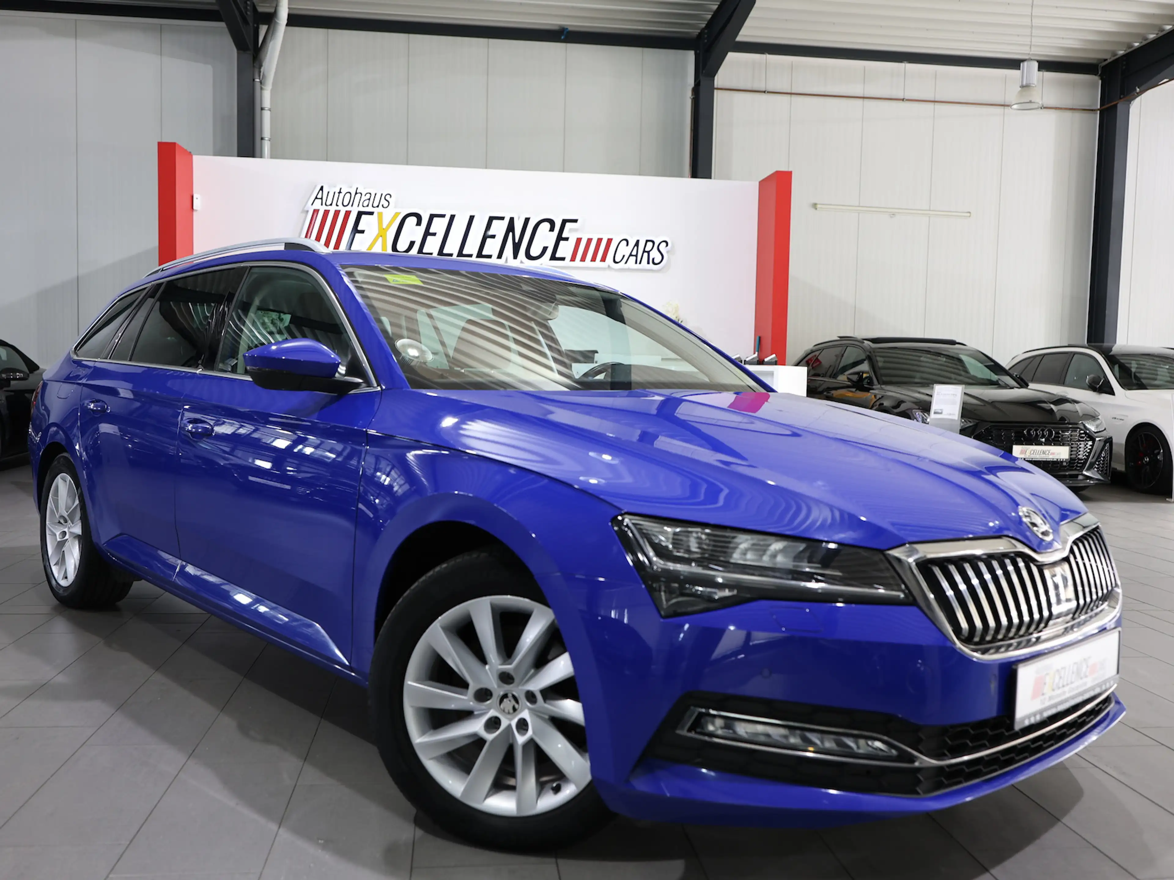 Skoda Superb Combi 2.0 TDI DSG STYLE ENERGY / PANORAMA — photo 2