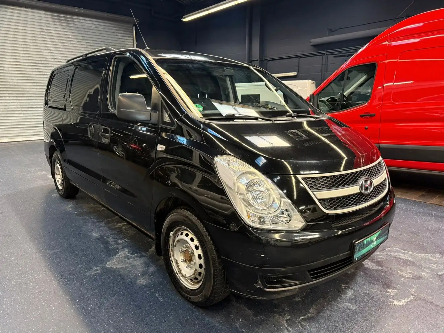 Hyundai H-1 Kasten Klima R-CAM AHK 2,3T TÜV 09/2027 Schwarz - 2