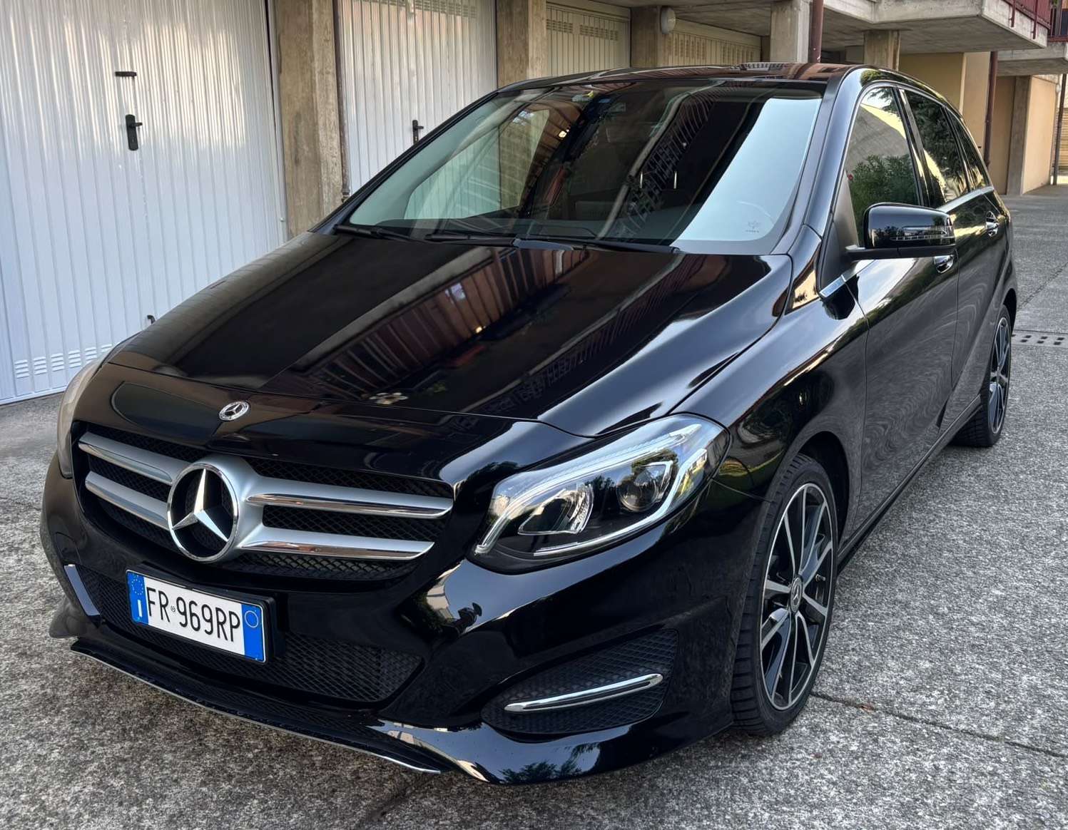 2018 Mercedes Benz B 180