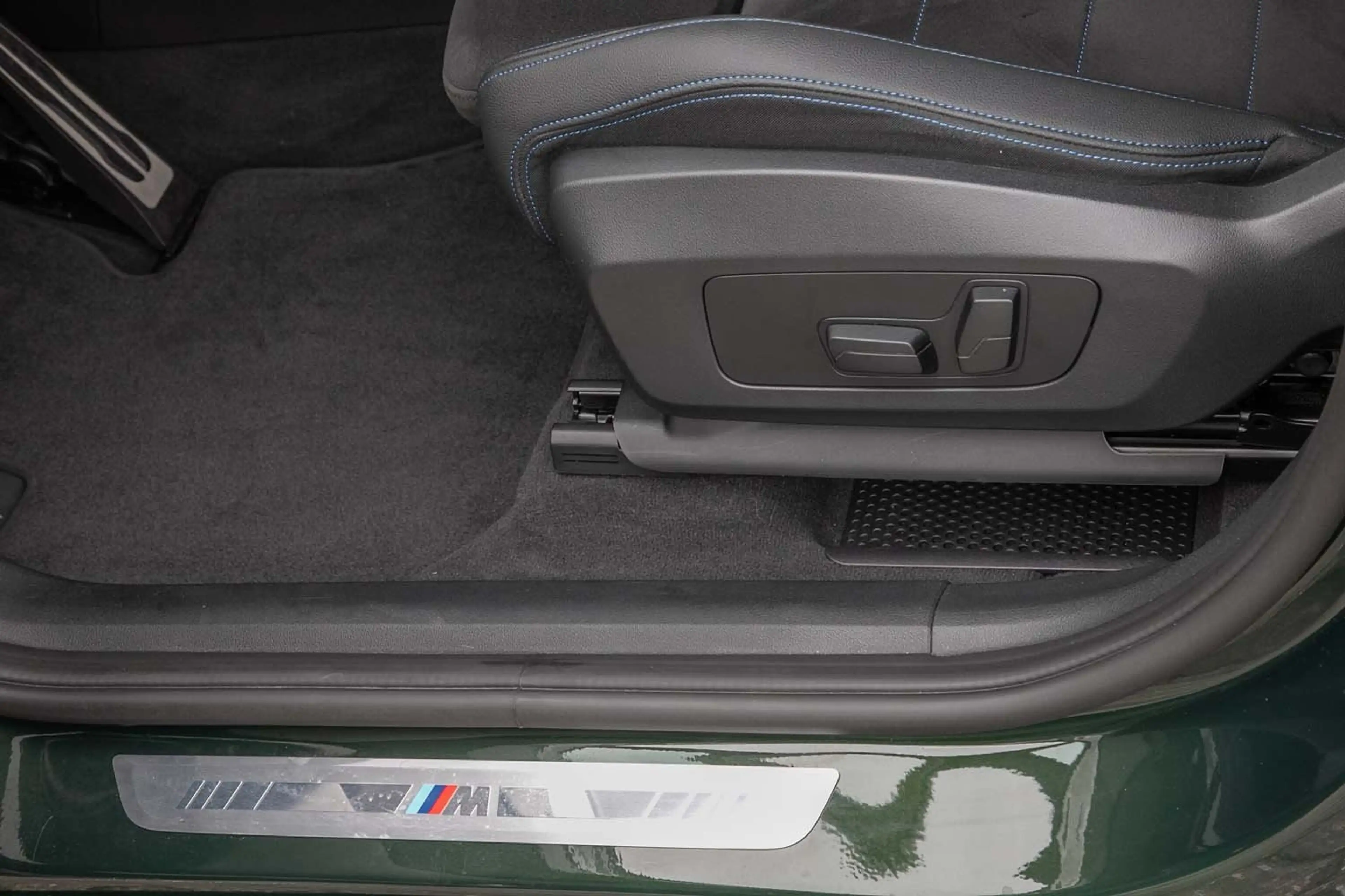 BMW 223 i Active Tourer M Sportpaket h/k Lenkradhz — photo 13