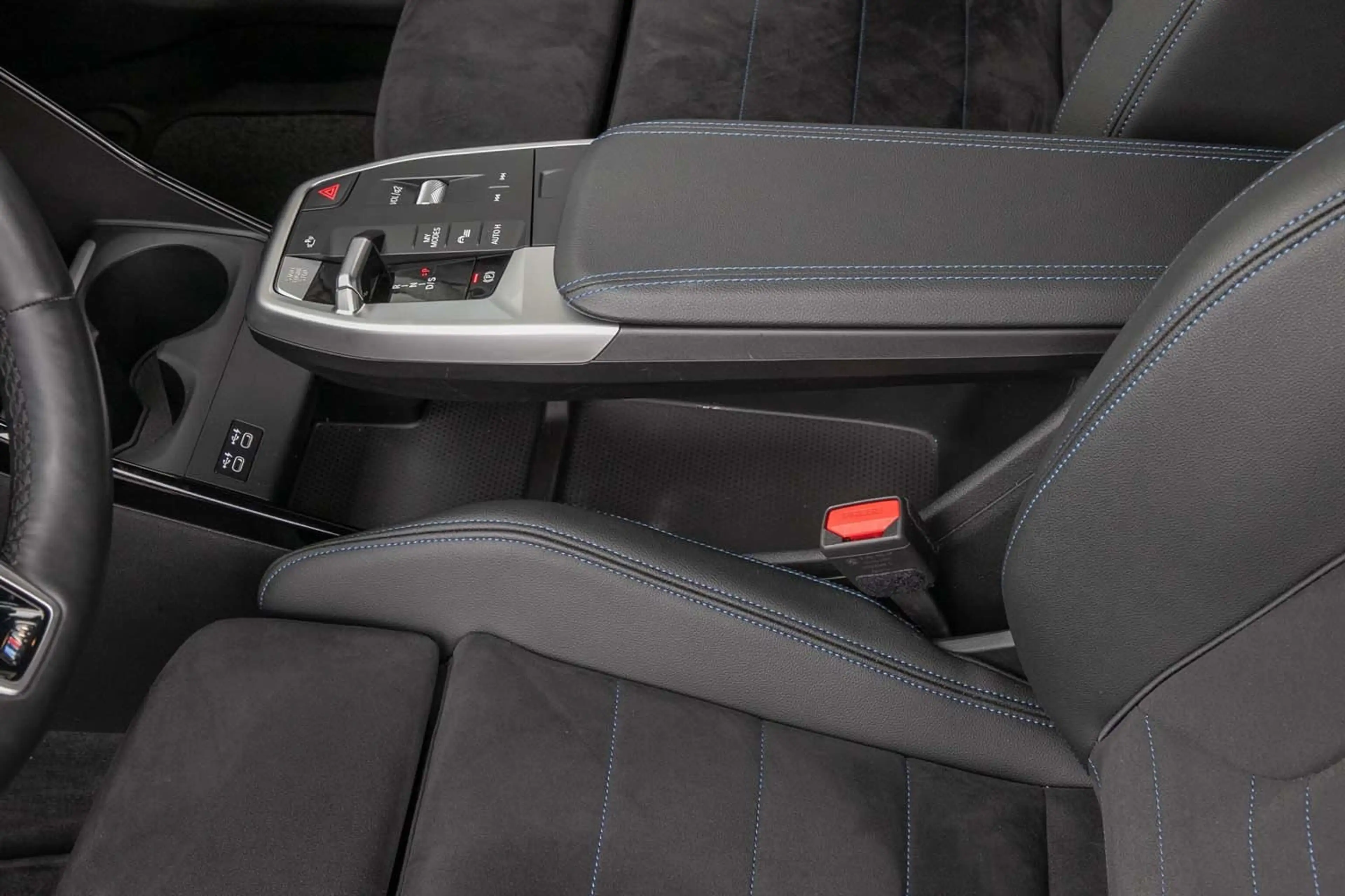 BMW 223 i Active Tourer M Sportpaket h/k Lenkradhz — photo 9