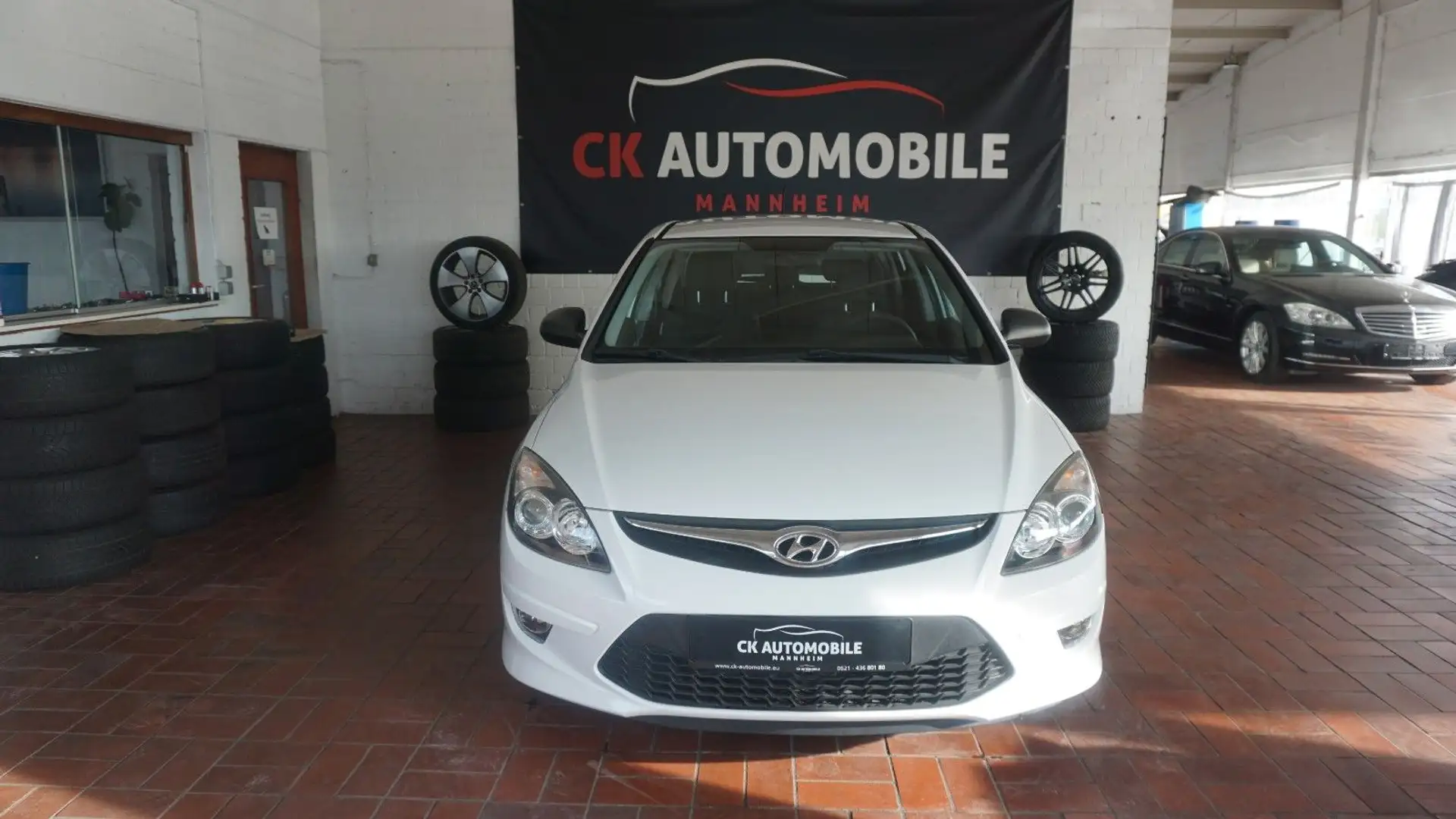 Hyundai i30 FIFA WM Edition*KLIMA*PDC*SHZ*TÜV-NEU! Білий - 1