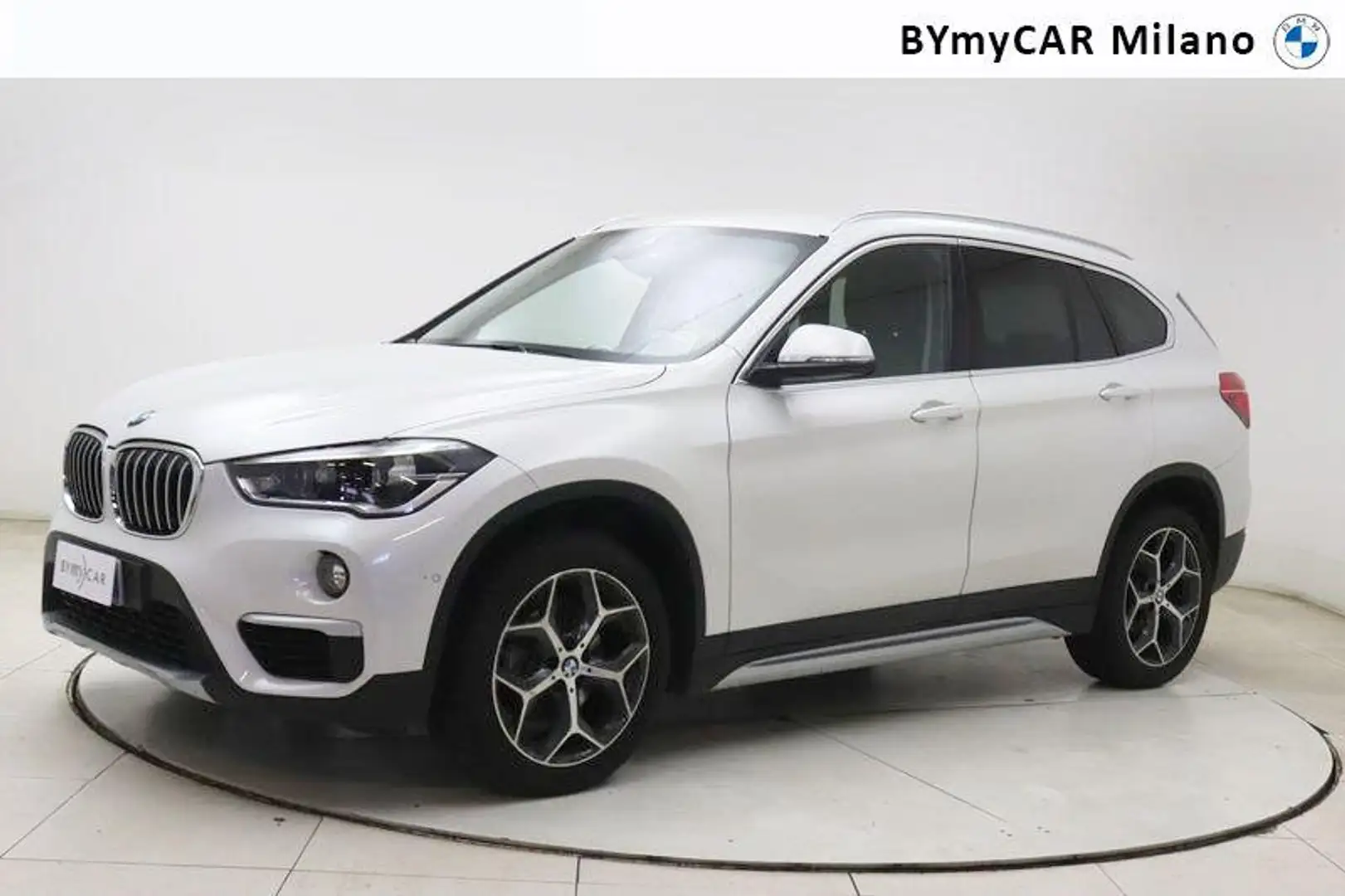BMW X1 sdrive18d xLine auto my18 Bianco - 1