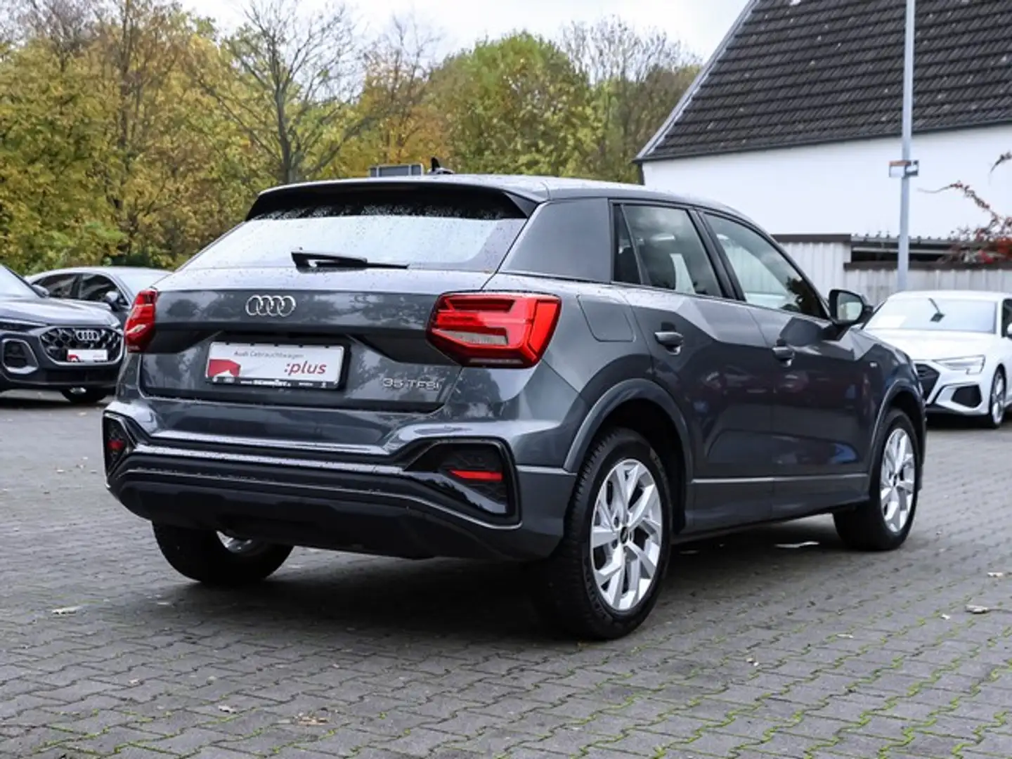 Audi Q2 35 TFSI S line AHK LM17 Virt. Cockp. GRA Teille... Gris - 2
