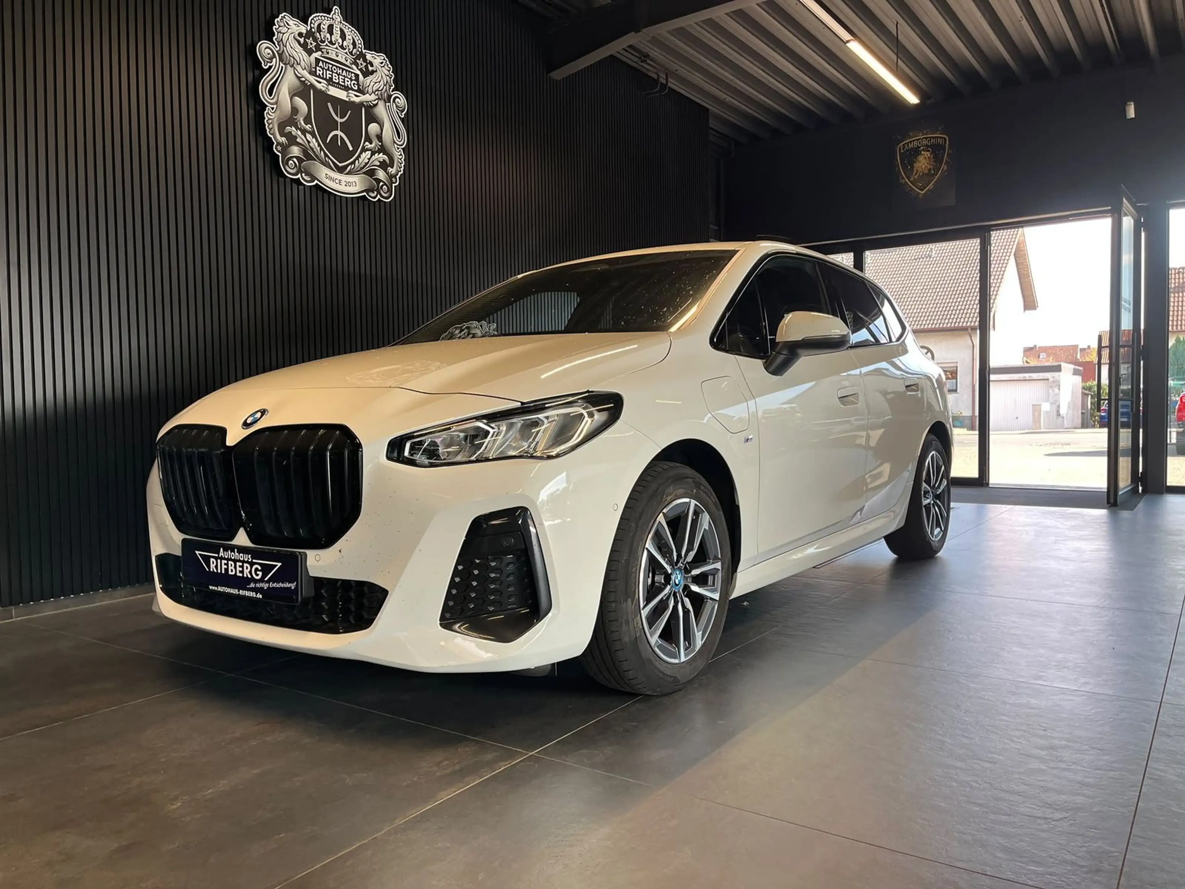 BMW 225 e xDrive M-Sport AHK/LiveCockp