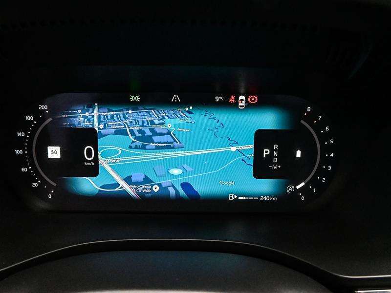 2024 Volvo XC60 B5 AWD Plus Dark Theme thumb 9