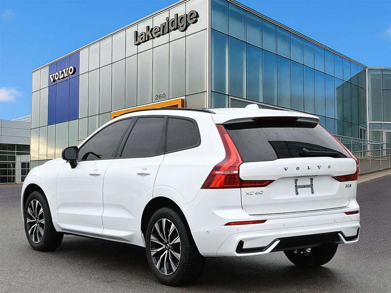 2024 Volvo XC60 B5 AWD Plus Dark Theme thumb 24