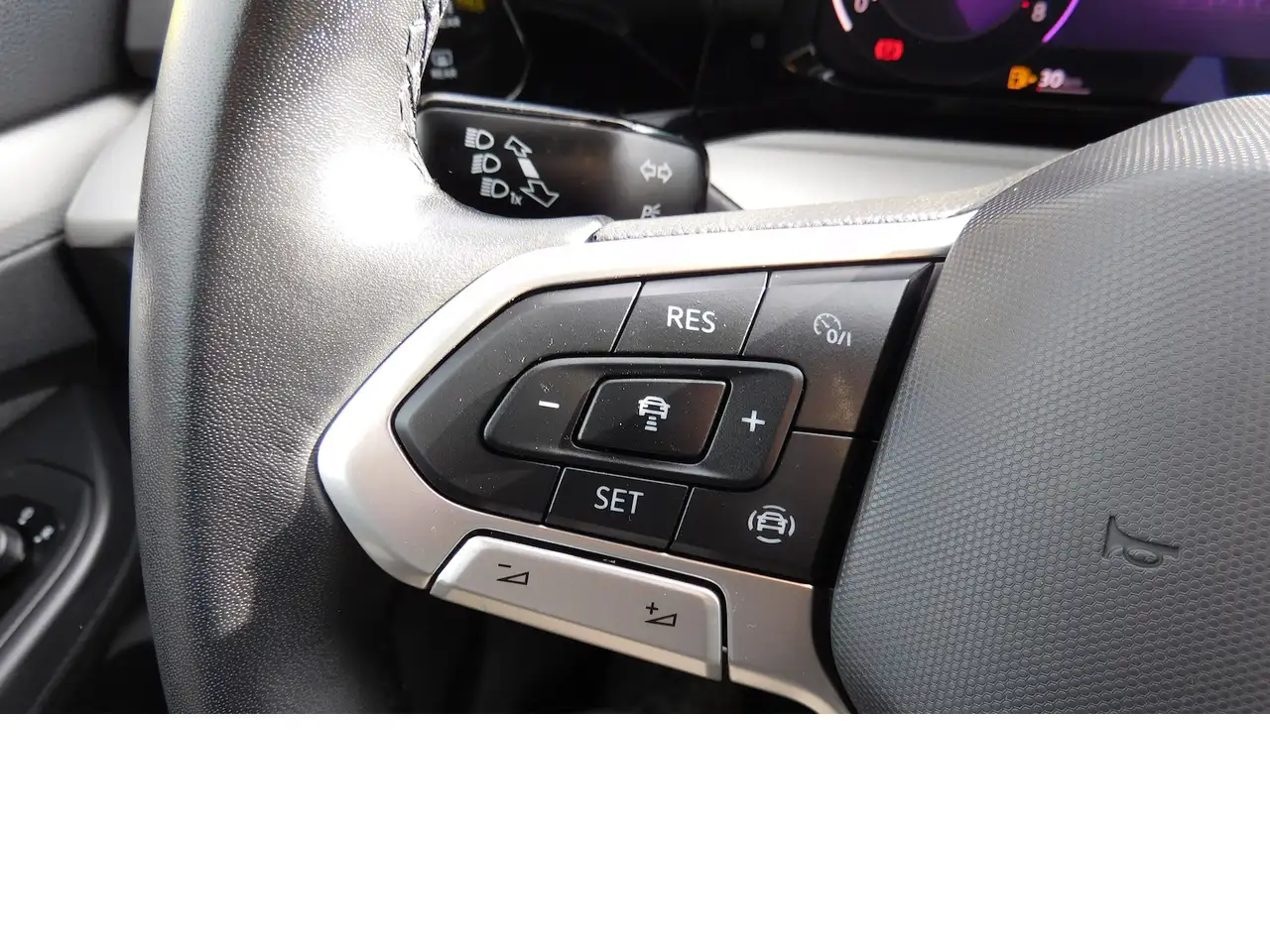 Volkswagen Golf III 1.0 Life Move TSI BMT Klima Navi Alu, миниатюра 21