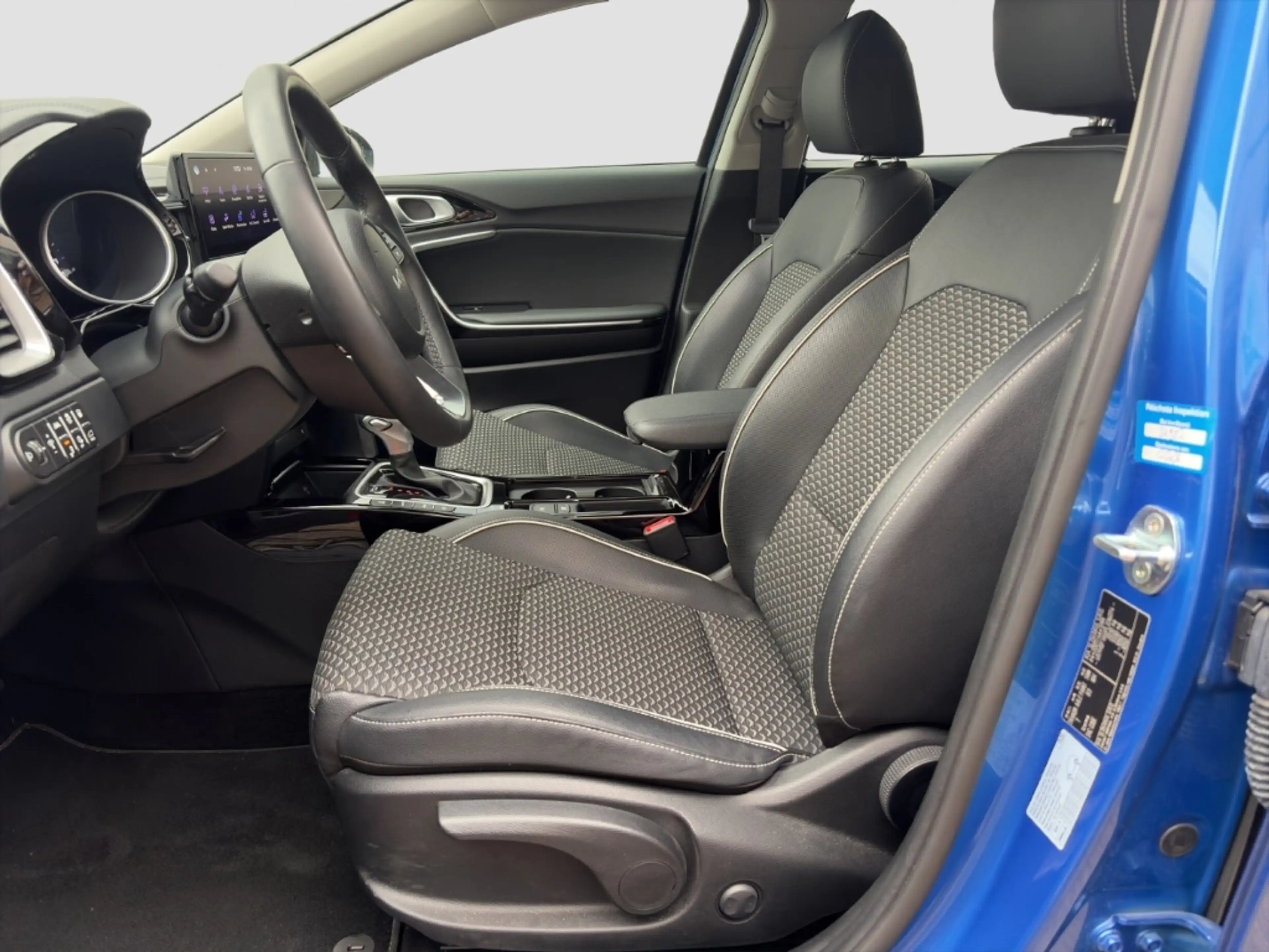 Kia XCeed Plug-In Hybrid SPIRIT 1,6 GDI *LED*CARPLAY*CAM* — photo 7