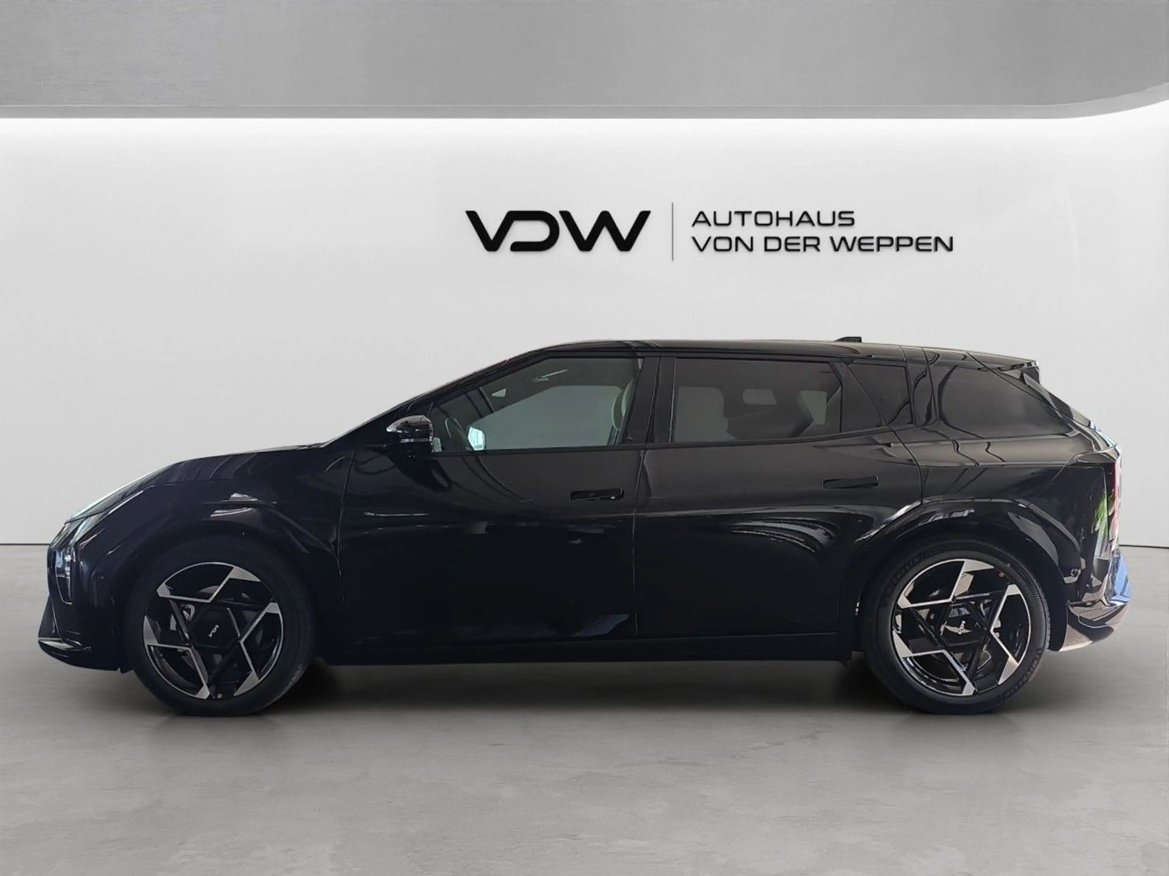 Kia EV4 150 kW GT-Line — photo 4