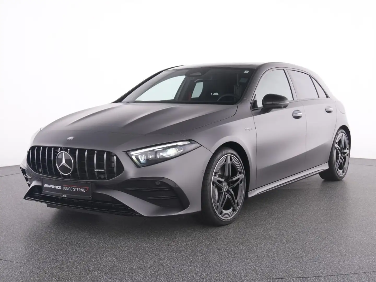Mercedes-Benz A 35 AMG 4M Pano+Burm+MBeam+HUD+Sthzg+KeylG+360° Grau - 2
