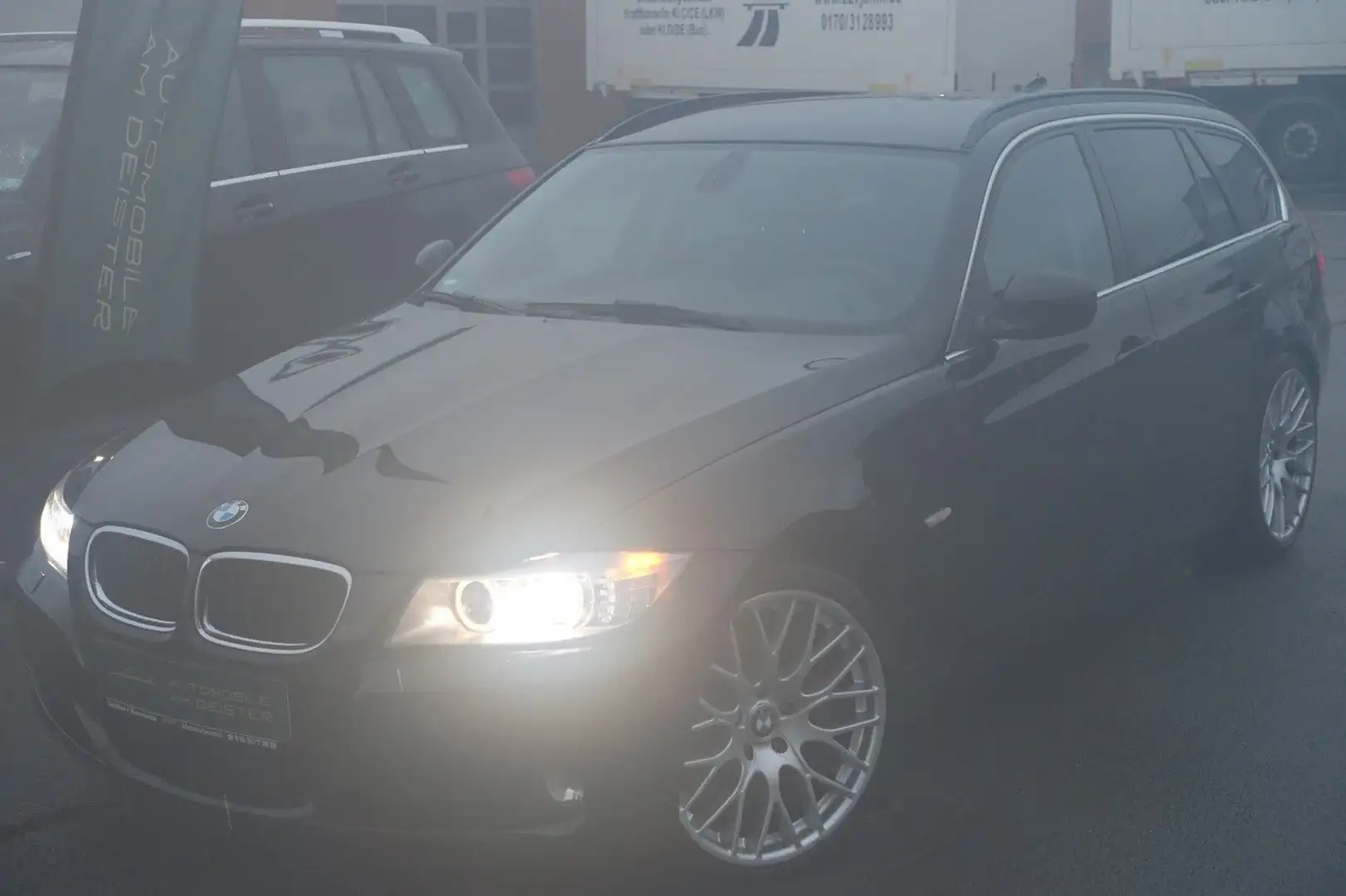 BMW 325 Touring 325d 3.0l*LCI*AUTOMATIK*NAVI*PDC*AHK*SHZ Fekete - 1