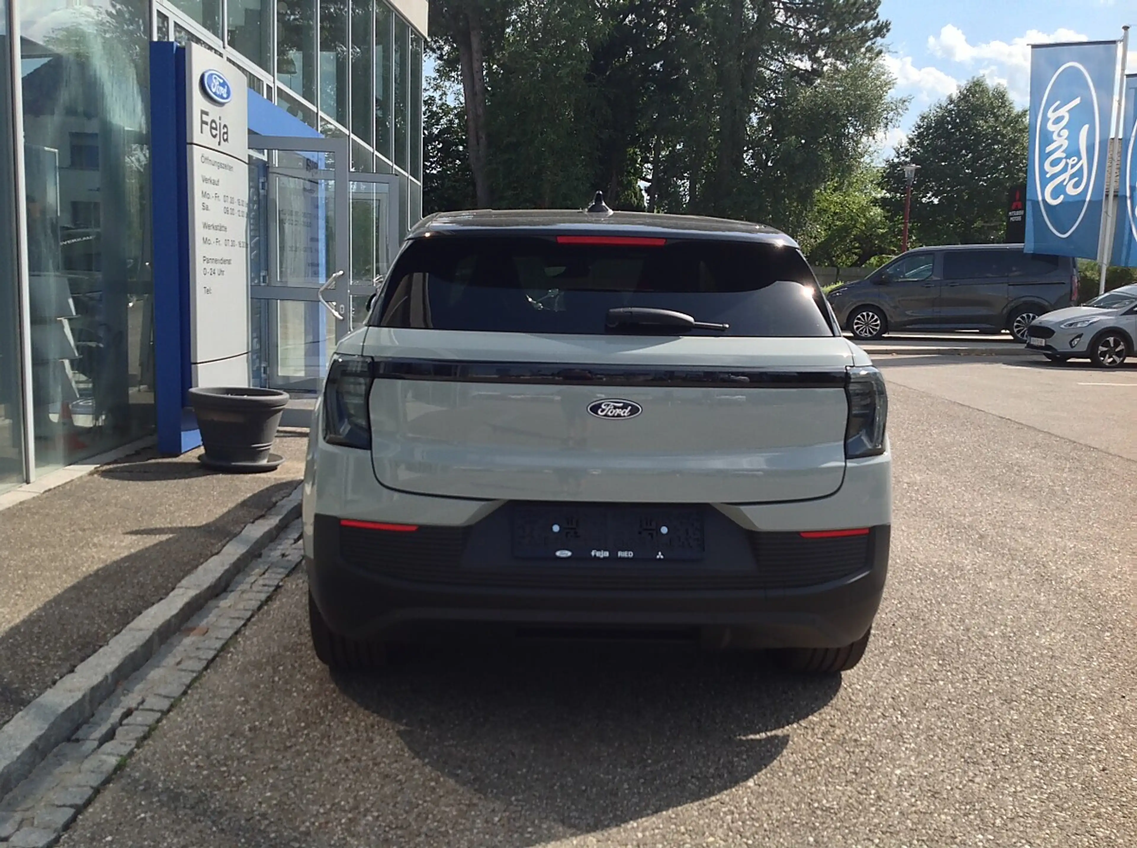 Ford Explorer Elektro Dual Motor 77kWh AWD Collection — photo 12