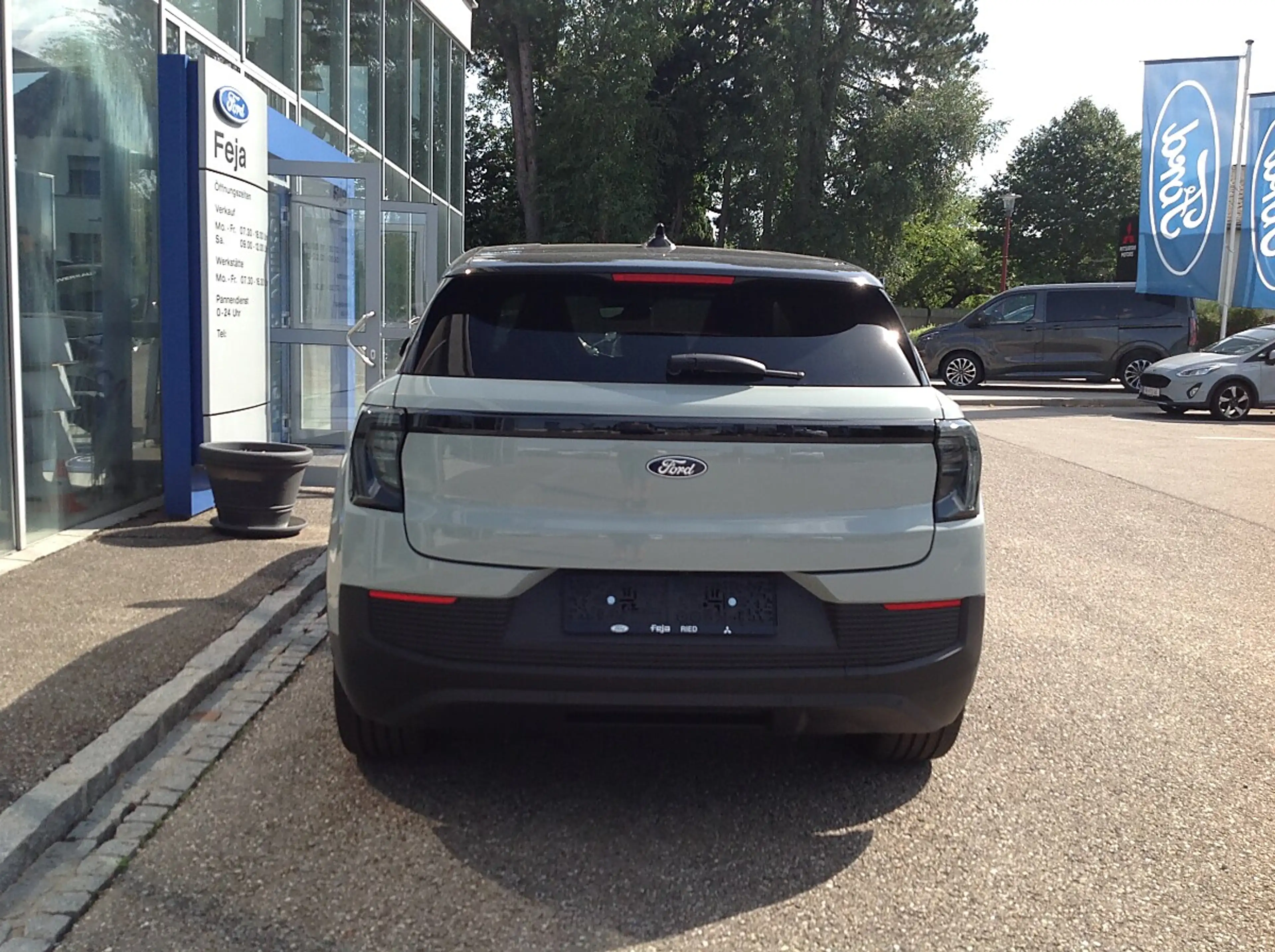 Ford Explorer Elektro Dual Motor 77kWh AWD Collection — photo 11