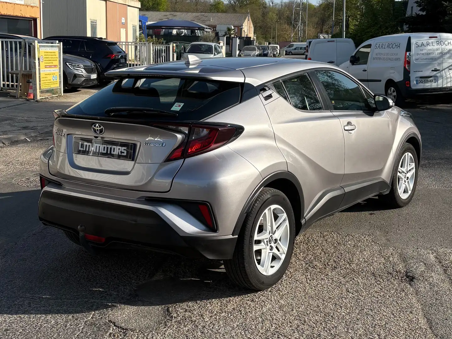 Toyota C-HR 1.8 Hybrid 122 ch 97 000 KM Argent - 2
