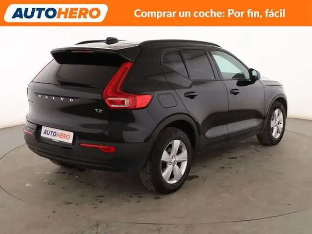 Volvo XC40 view 6