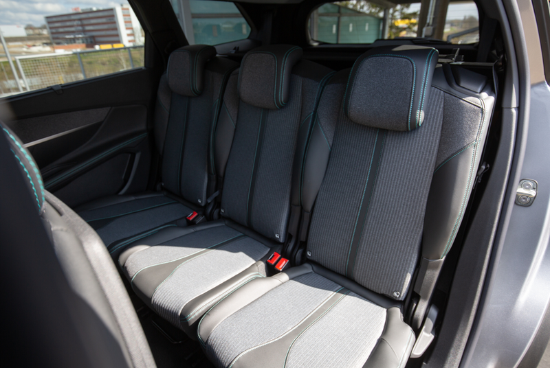 Peugeot 5008 Allure Pack BlueHDi 130 EAT8 *KINDER-PAKET*PDC-VORNE* — photo 8