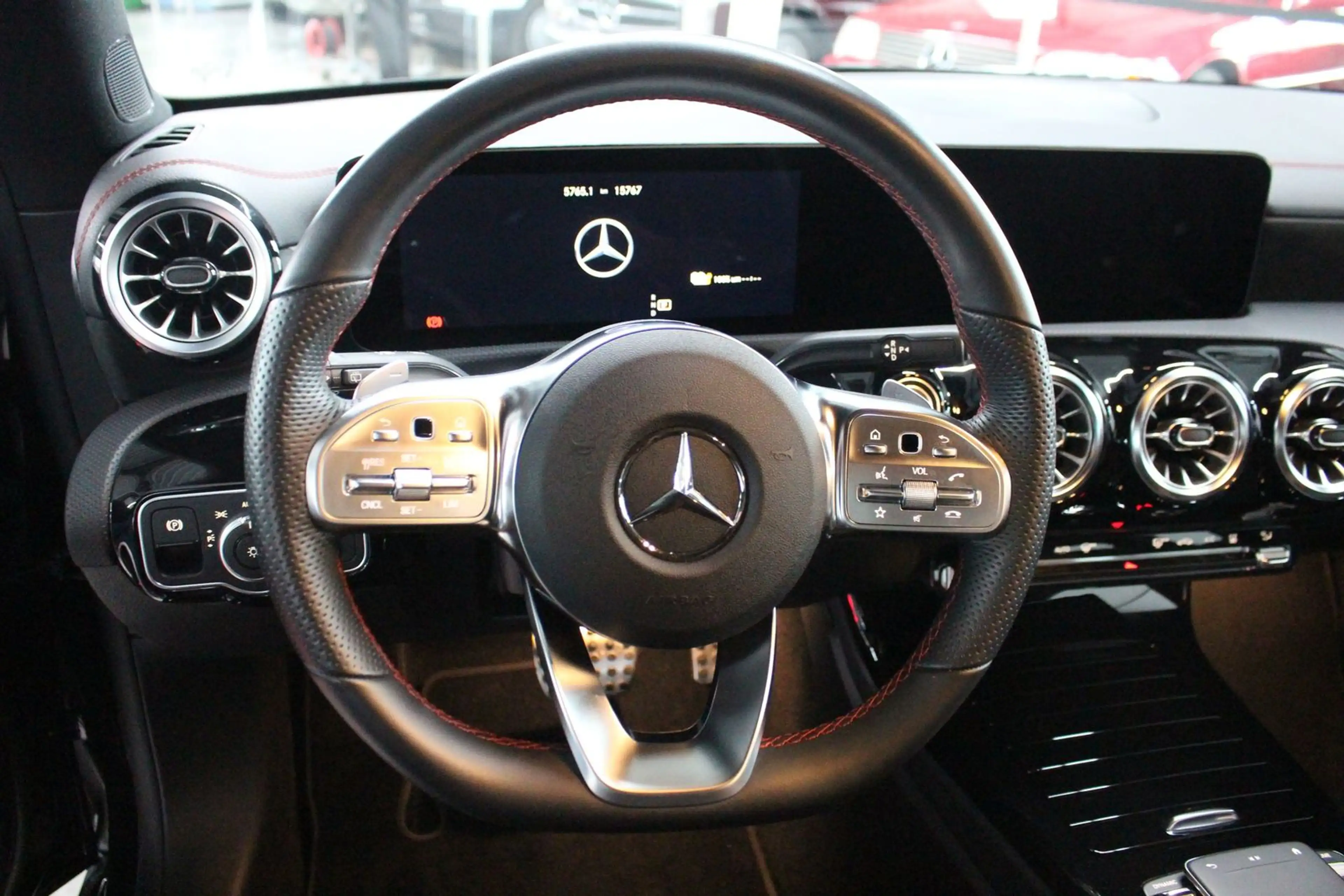 Mercedes-Benz CLA 250 CLA 250 e SB AMG AHK LED Ambiente — photo 12
