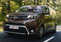 Toyota Proace Family L2 2.0D 8pl. Advance 180 Aut. Negro - thumbnail 3